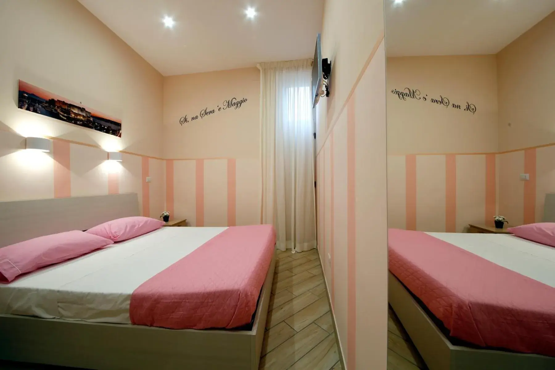 Double Room with Private External Bathroom in B&B Residenza Alba Double Room with Private External Bathroom in B&B Residenza Alba