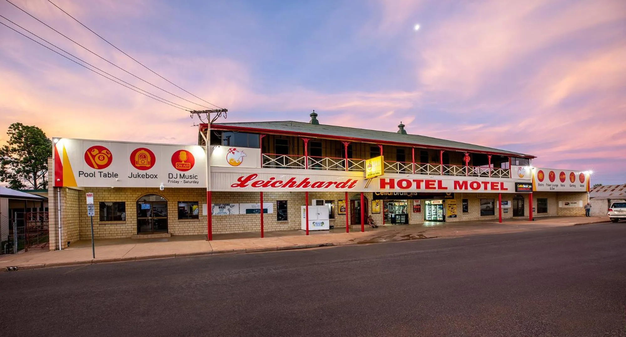 Property building in Leichhardt Hotel Motel Cloncurry