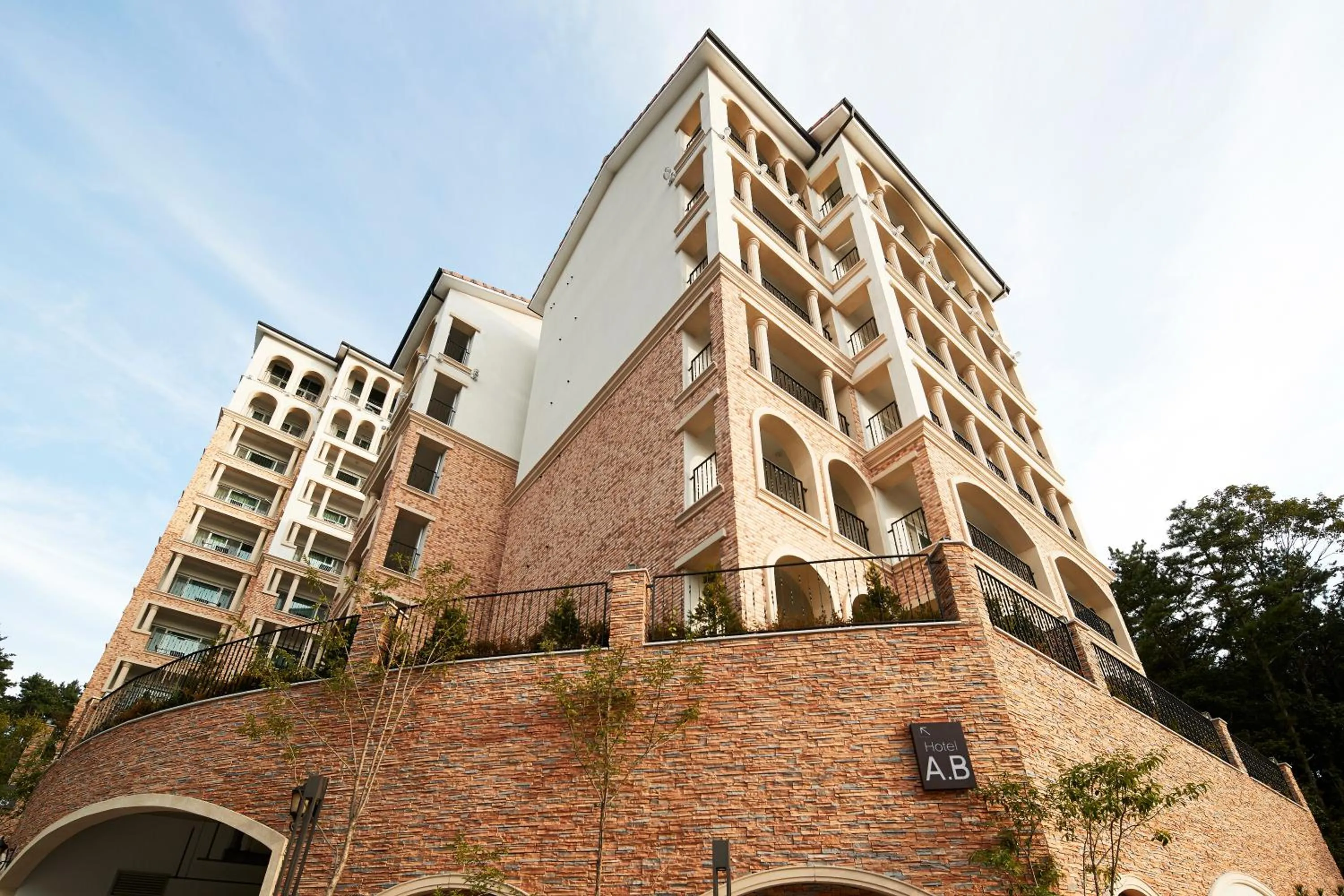 Property building in Hotel Thesoom Forest