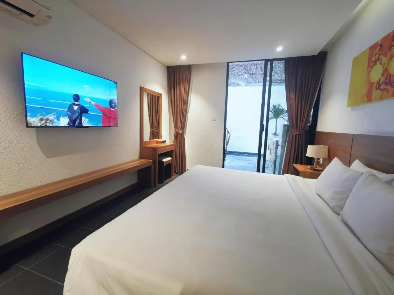 Bedroom, Bed in Maple Hotel & Apartment