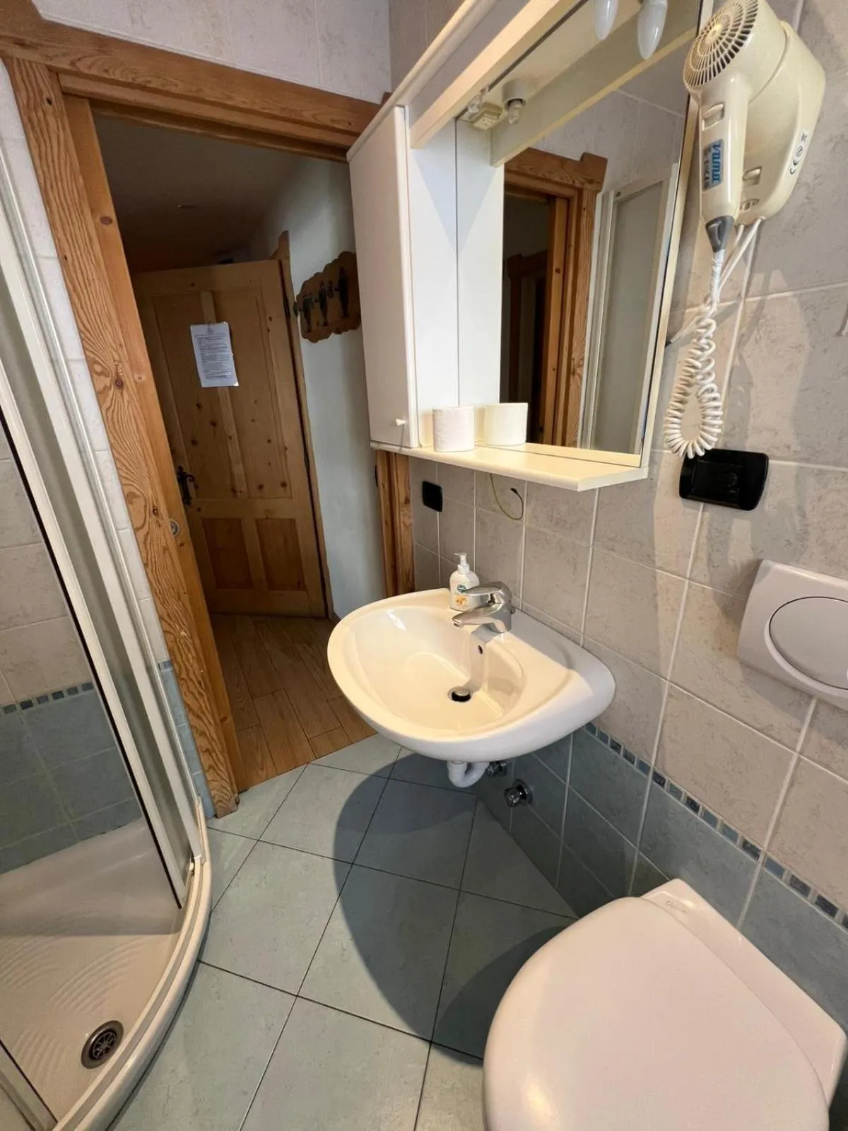 Shower in Chalet Del Sole per gruppi