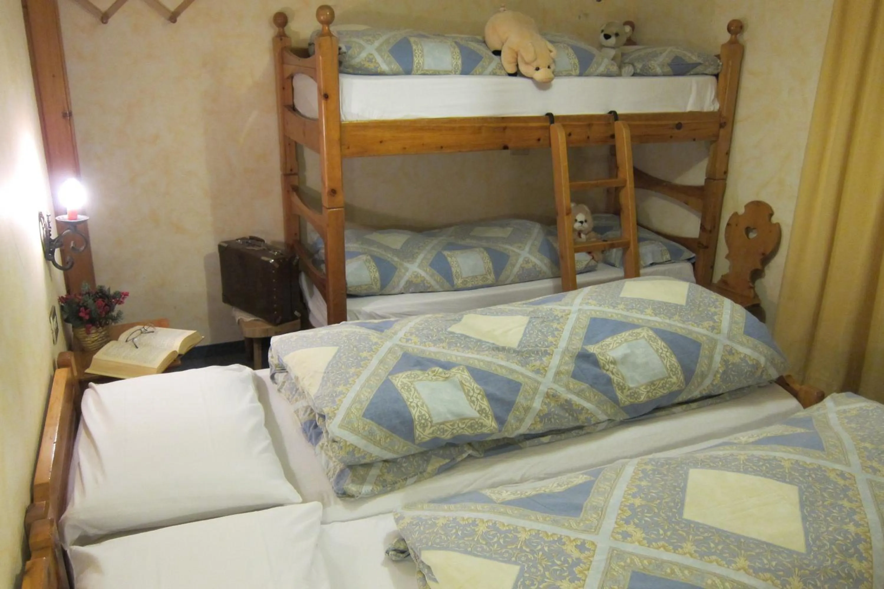 bunk bed, Bed in Chalet Del Sole per gruppi