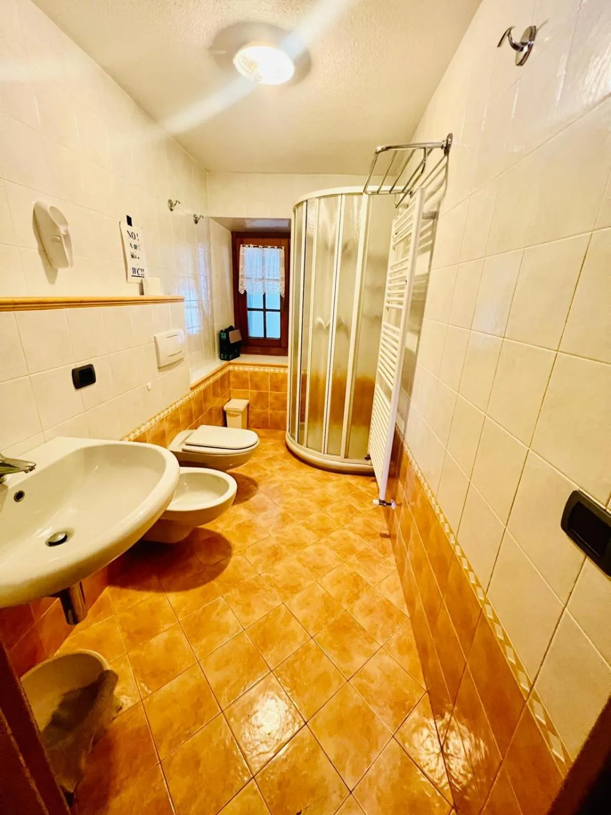 Bathroom in Chalet Del Sole per gruppi
