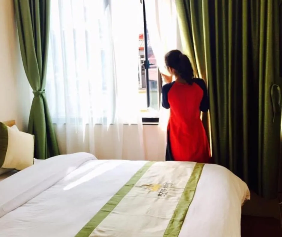 Bed in Royal Hotel Ha noi