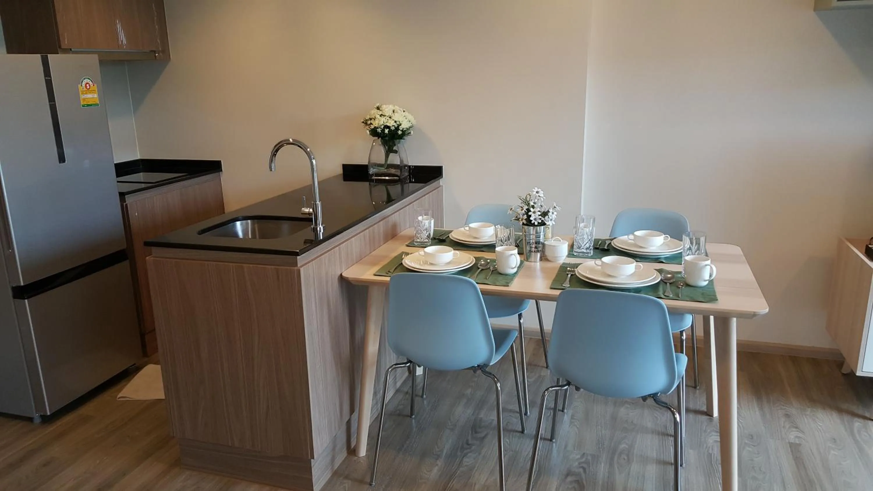 Dining area in Rain Cha-am by Obbset