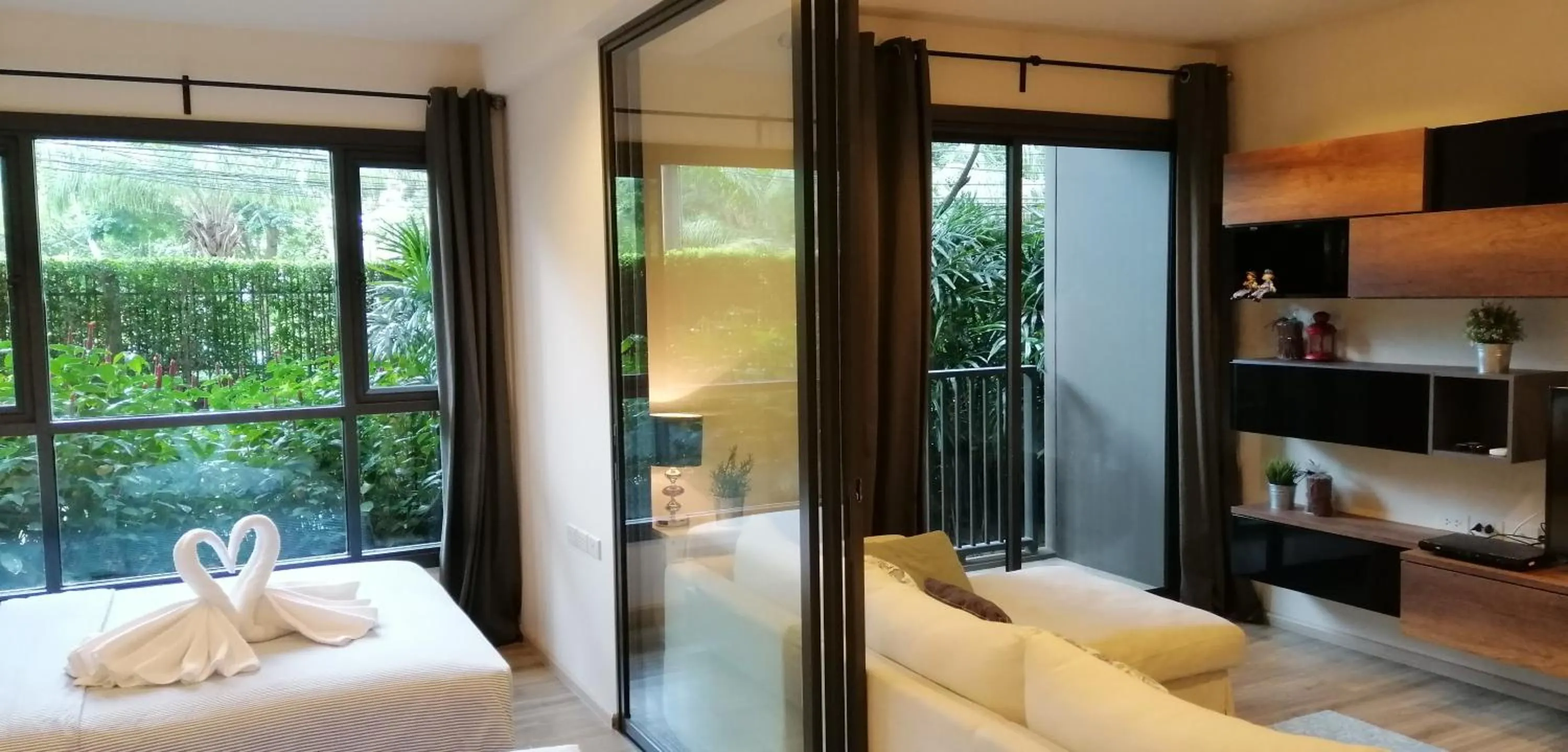 Living room, Bed in Rain Cha-am by Obbset