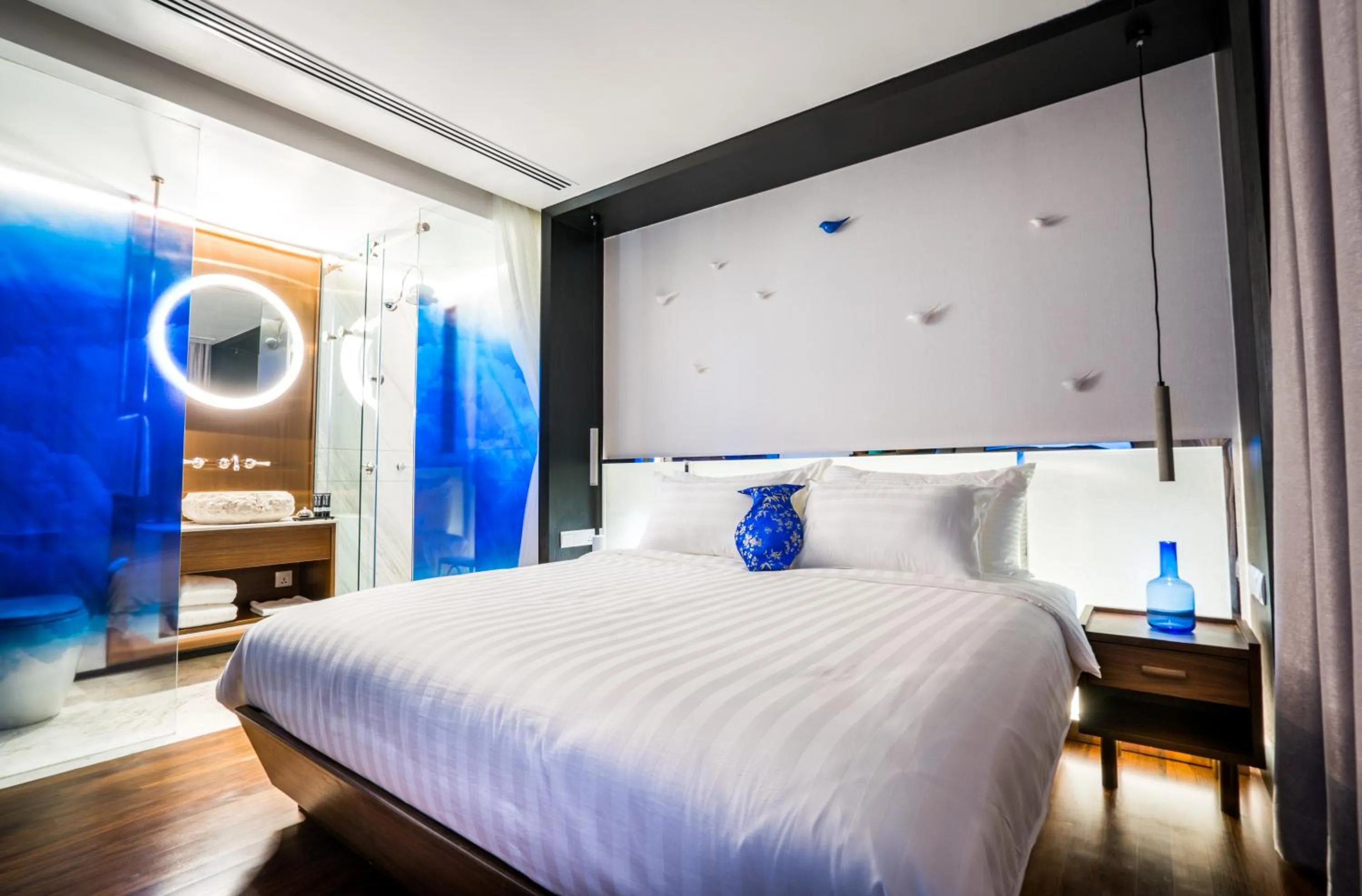 Bedroom, Bed in Tien Hotel Georgetown