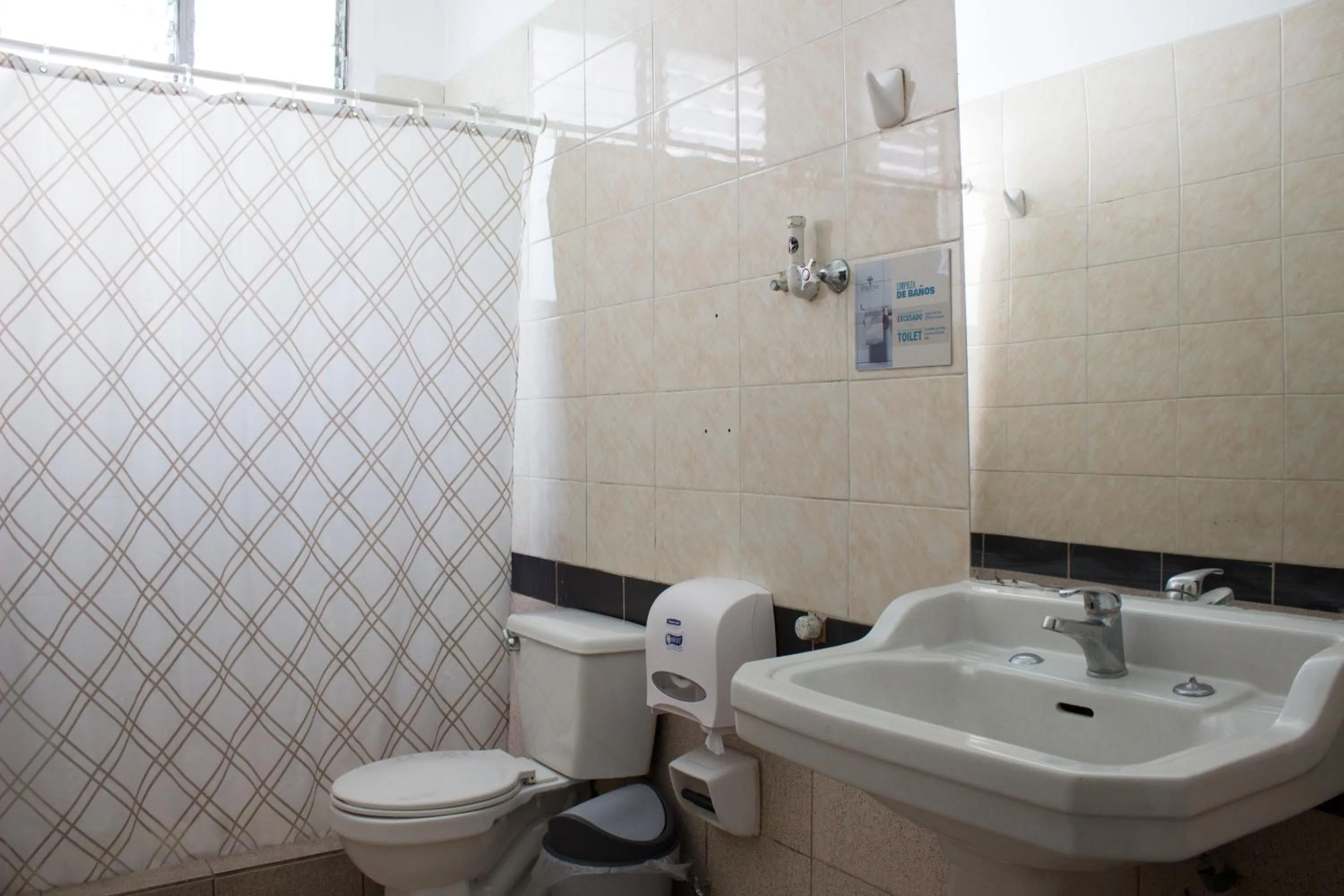 Shower in Hostal Forestal