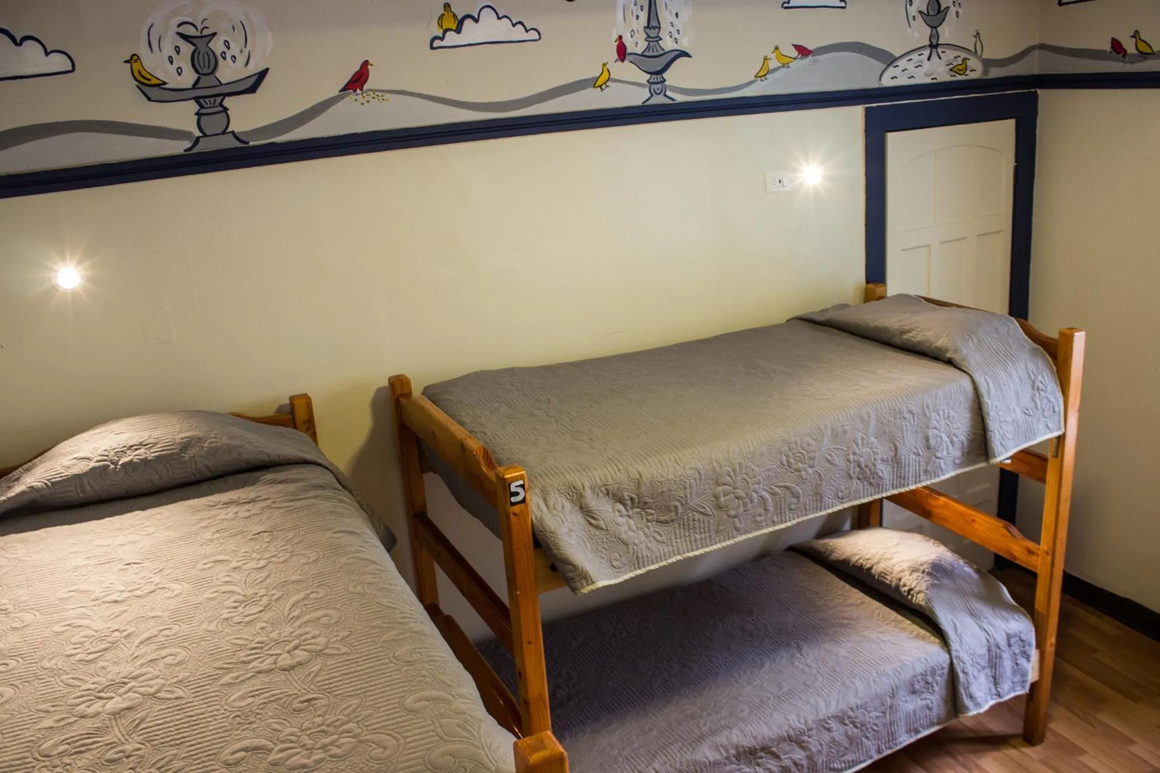 bunk bed, Bed in Hostal Forestal