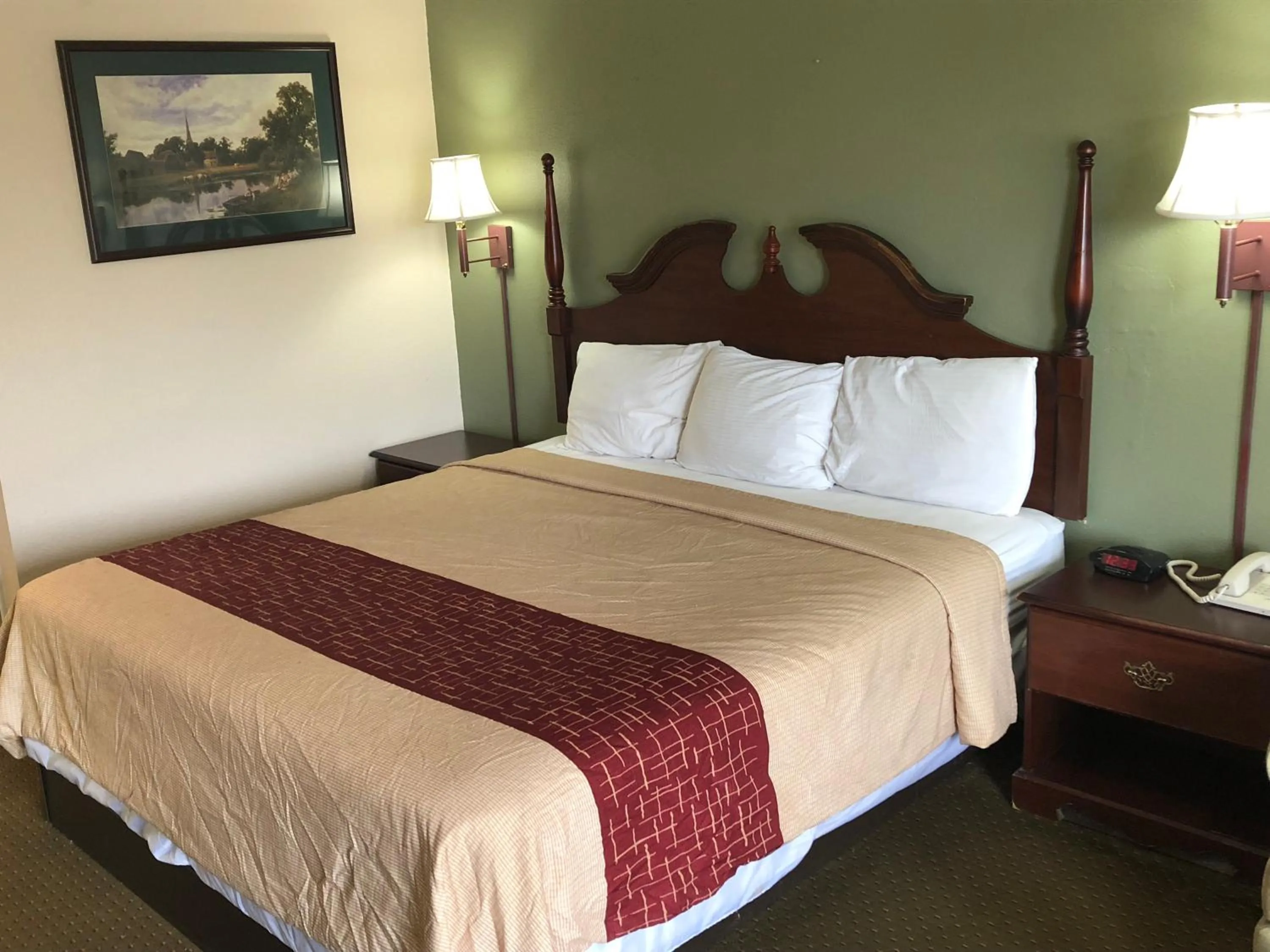 Bed in Motor Inns Of America