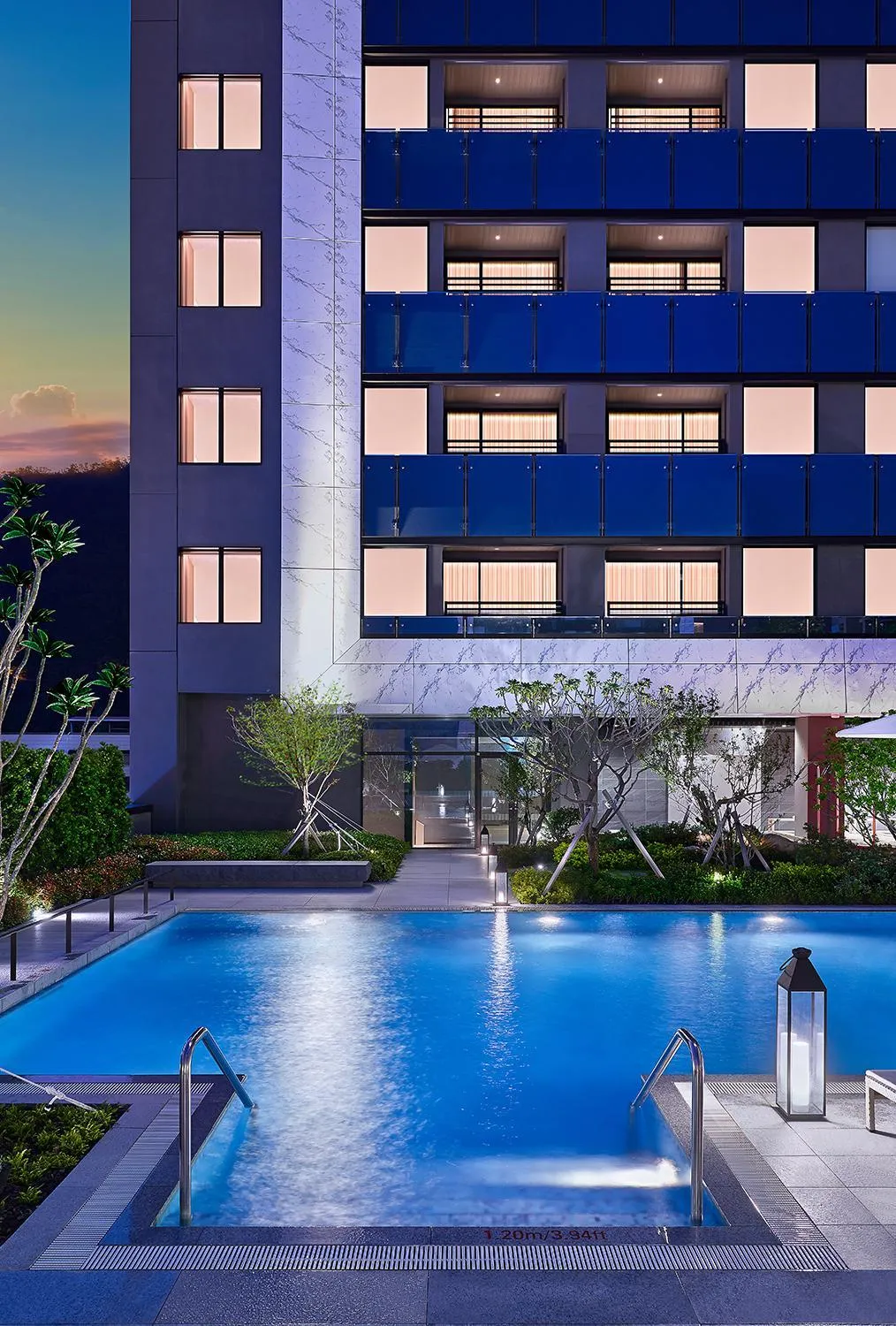 Pool view in MU Jiaoxi Hotel