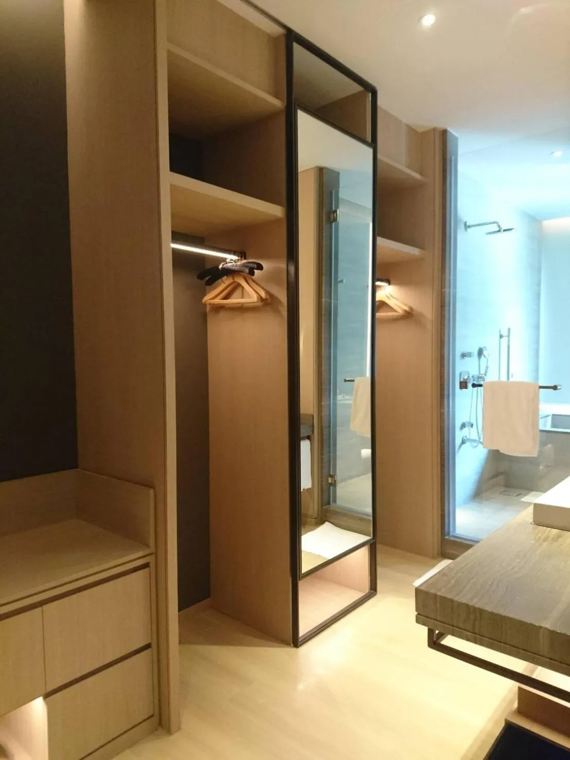 Bathroom, Bed in MU Jiaoxi Hotel