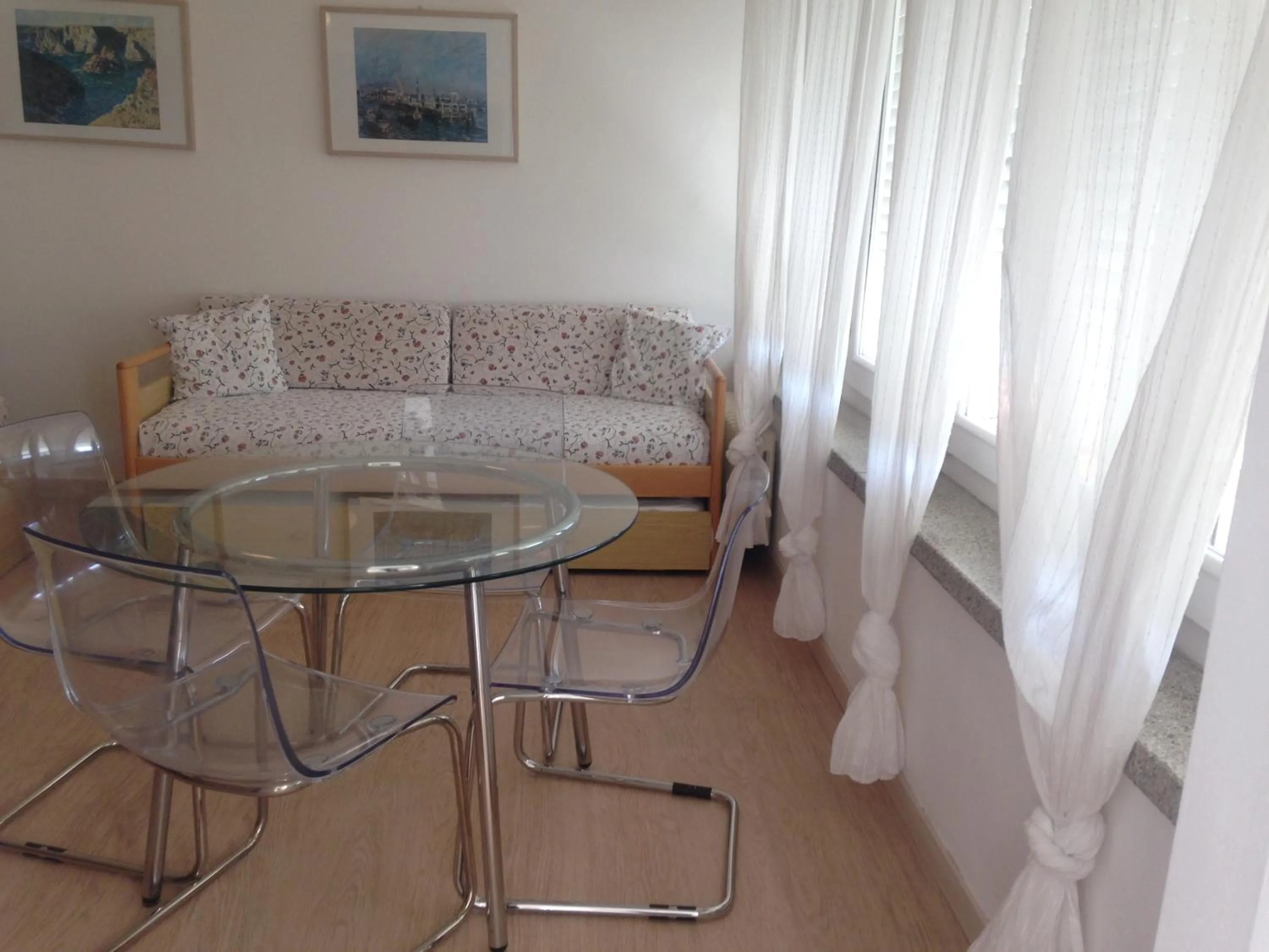 Dining area in Residence Geranio