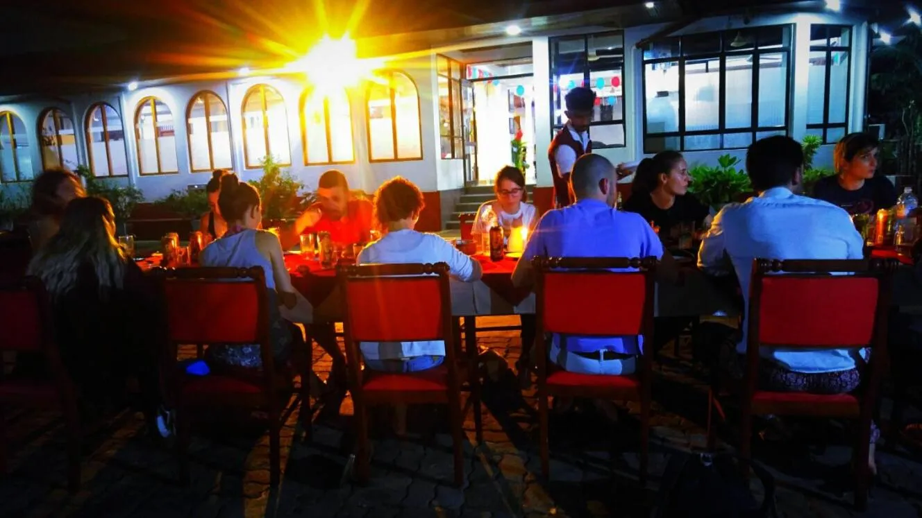 Lake Side Tourist Inn