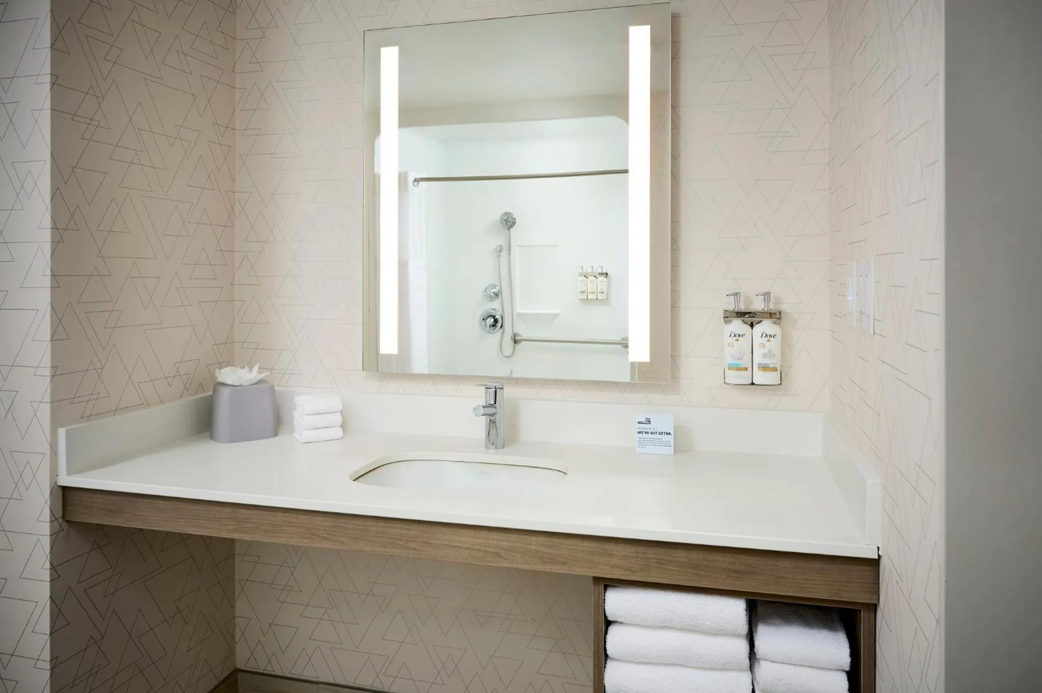 Photo of the whole room in Holiday Inn Express & Suites Kitchener Southeast by IHG