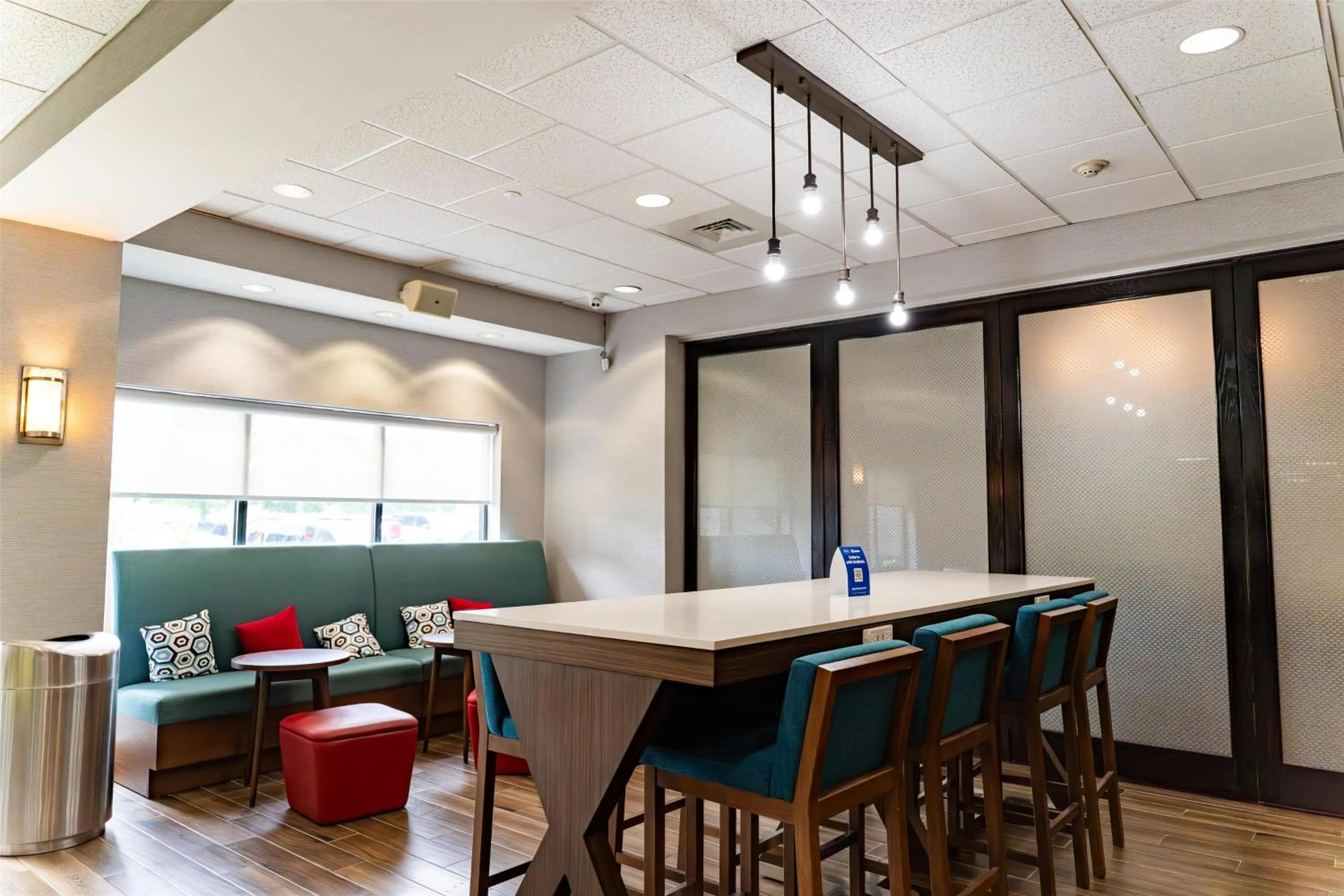 Breakfast in Hampton Inn Turnersville