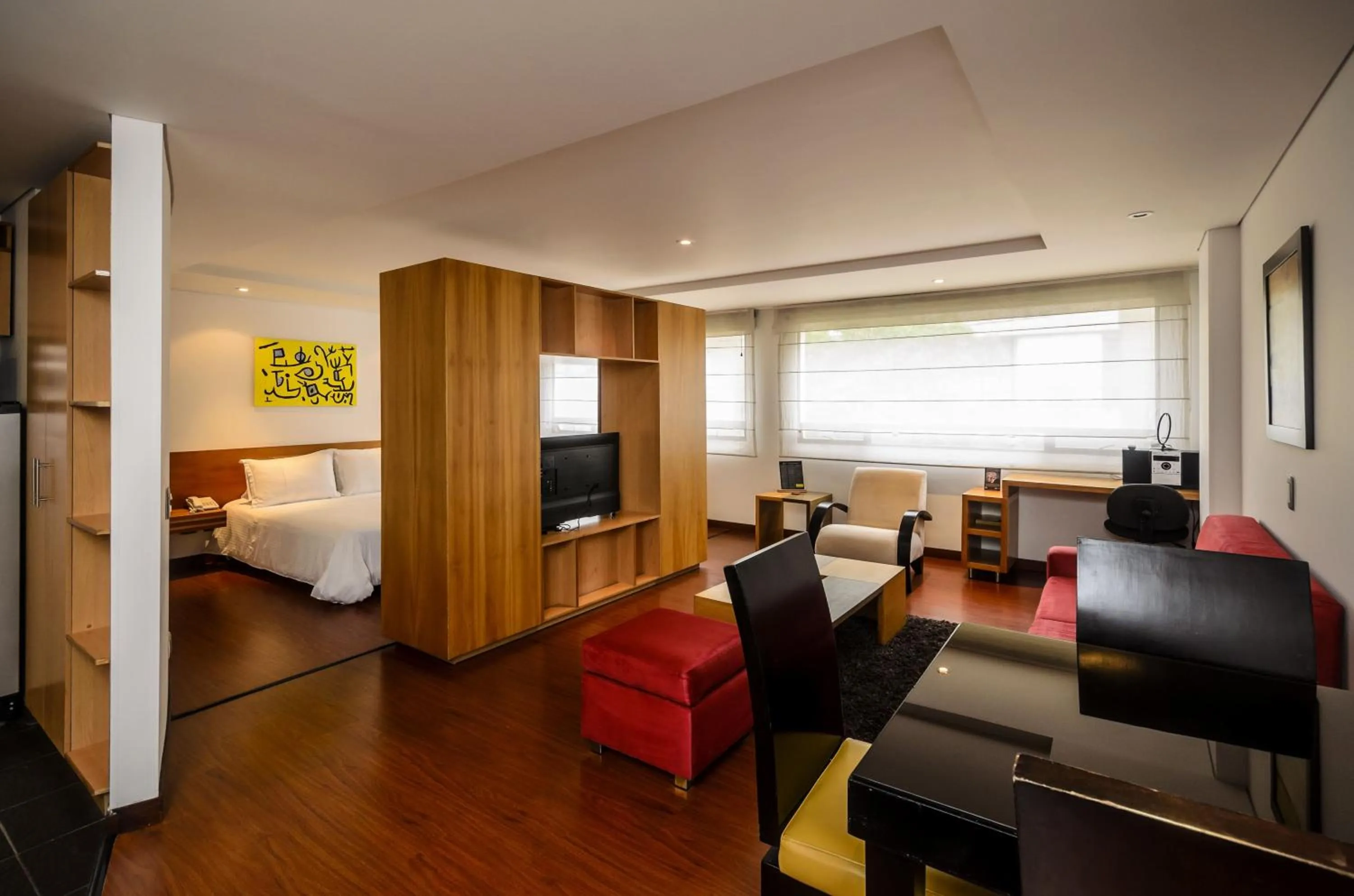 Photo of the whole room, Bed in Travelers Obelisco Apartamentos