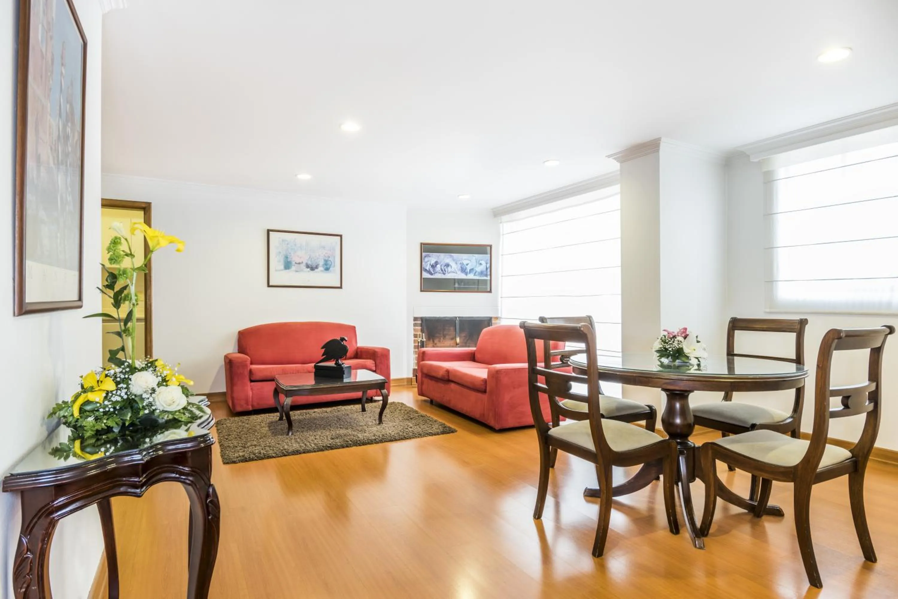 Living room in Travelers Fontana Plaza