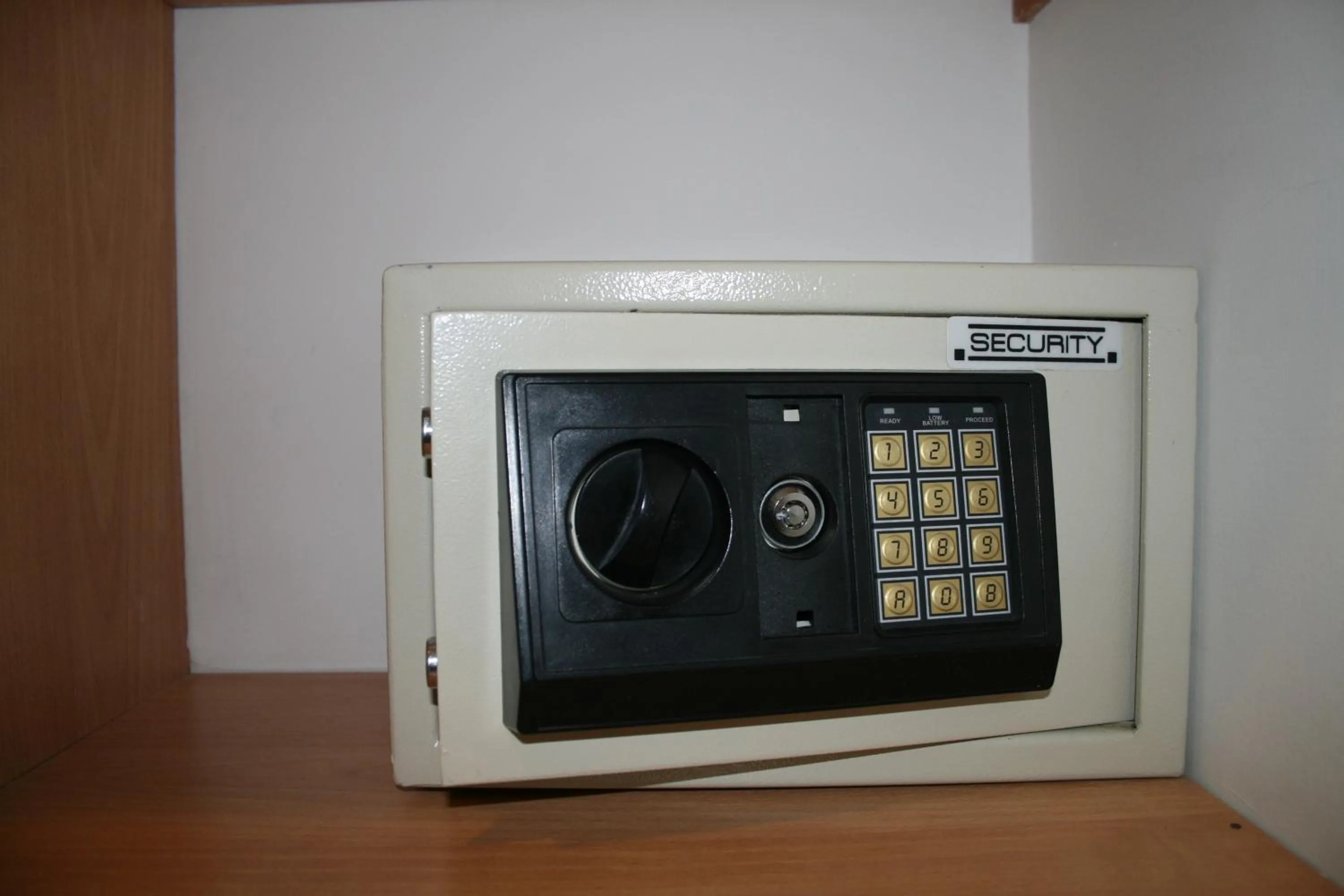 Decorative detail in Travelers Orange Cartagena