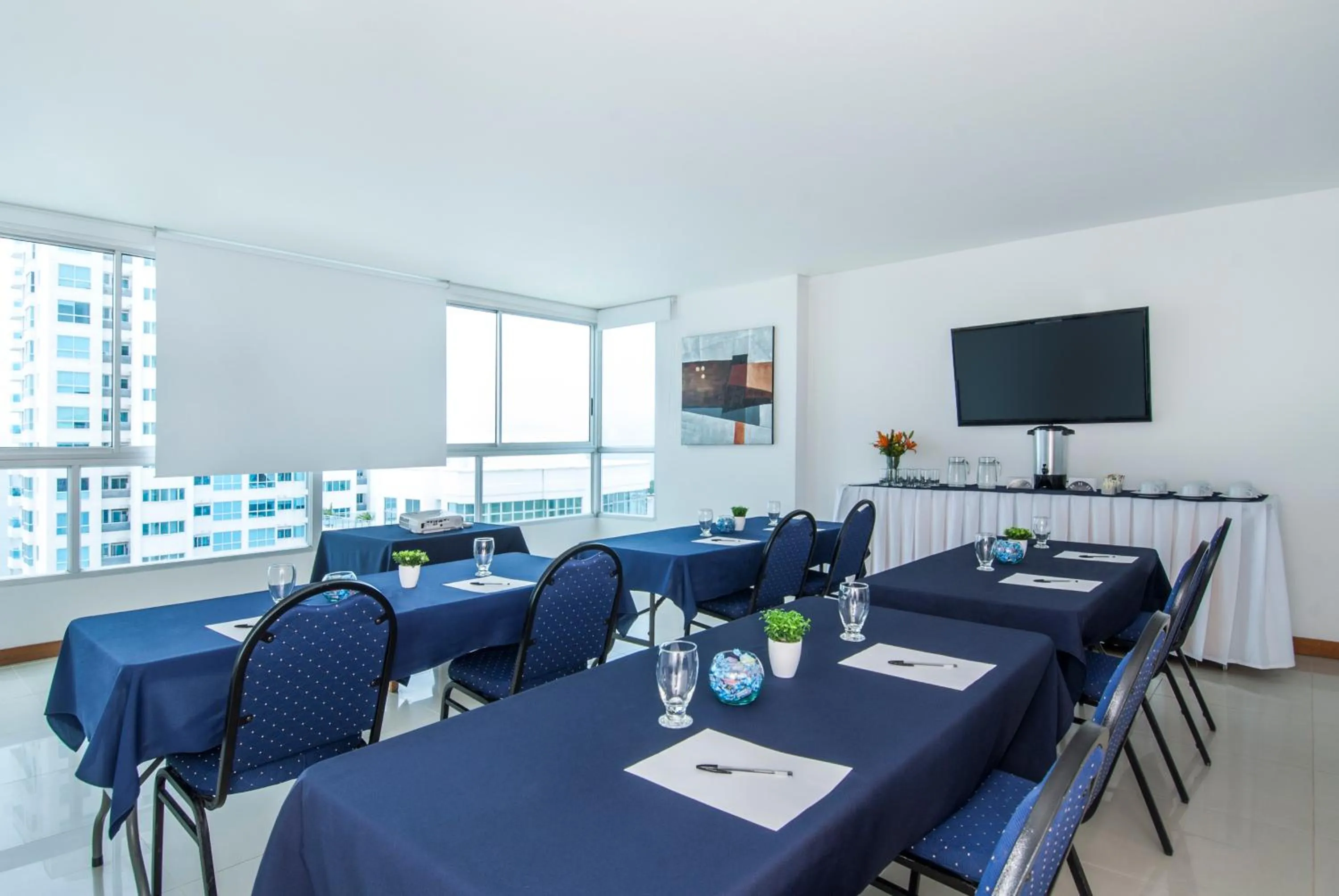 Meeting/conference room in Travelers Orange Cartagena