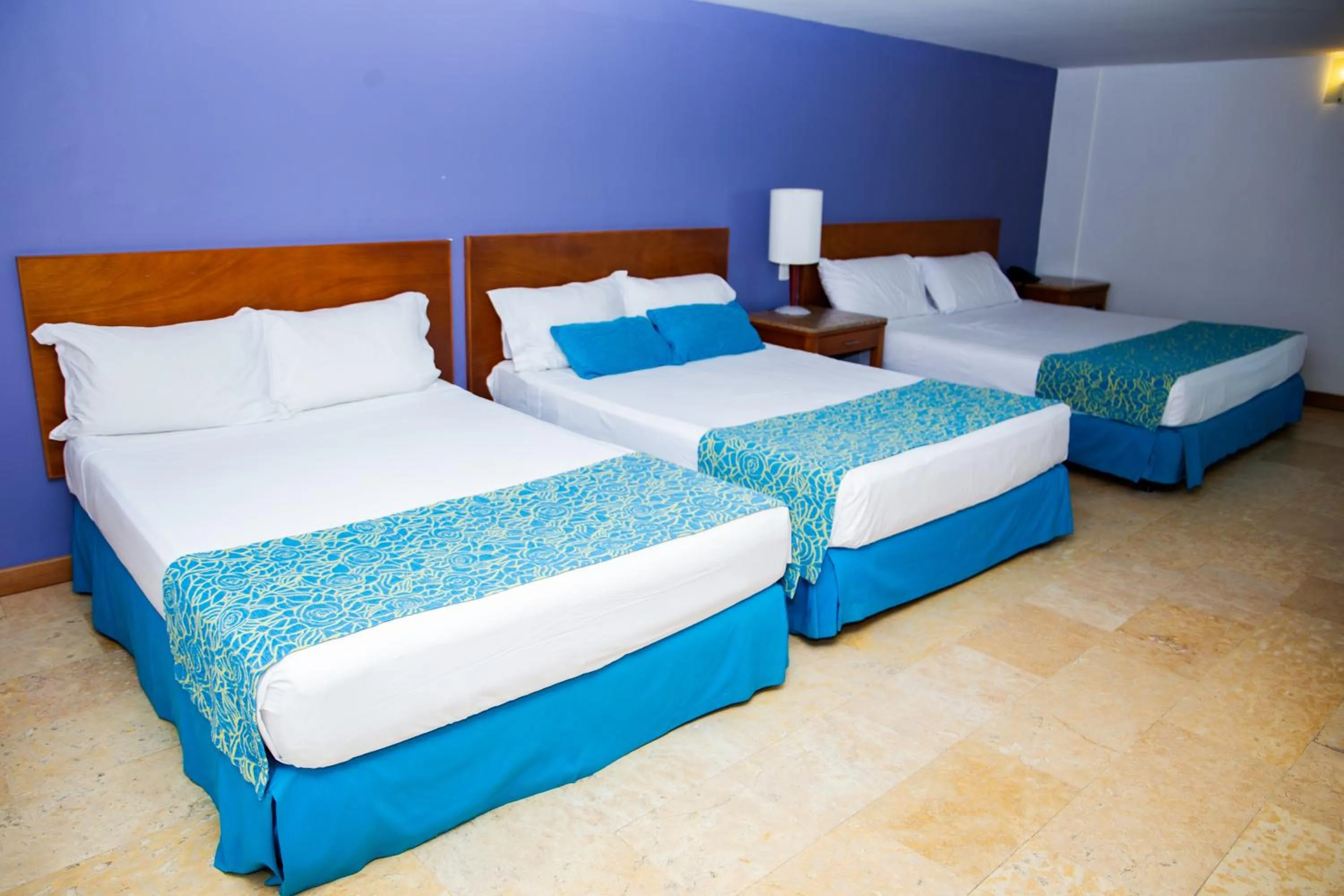 Photo of the whole room, Bed in Hotel Oceania Cartagena