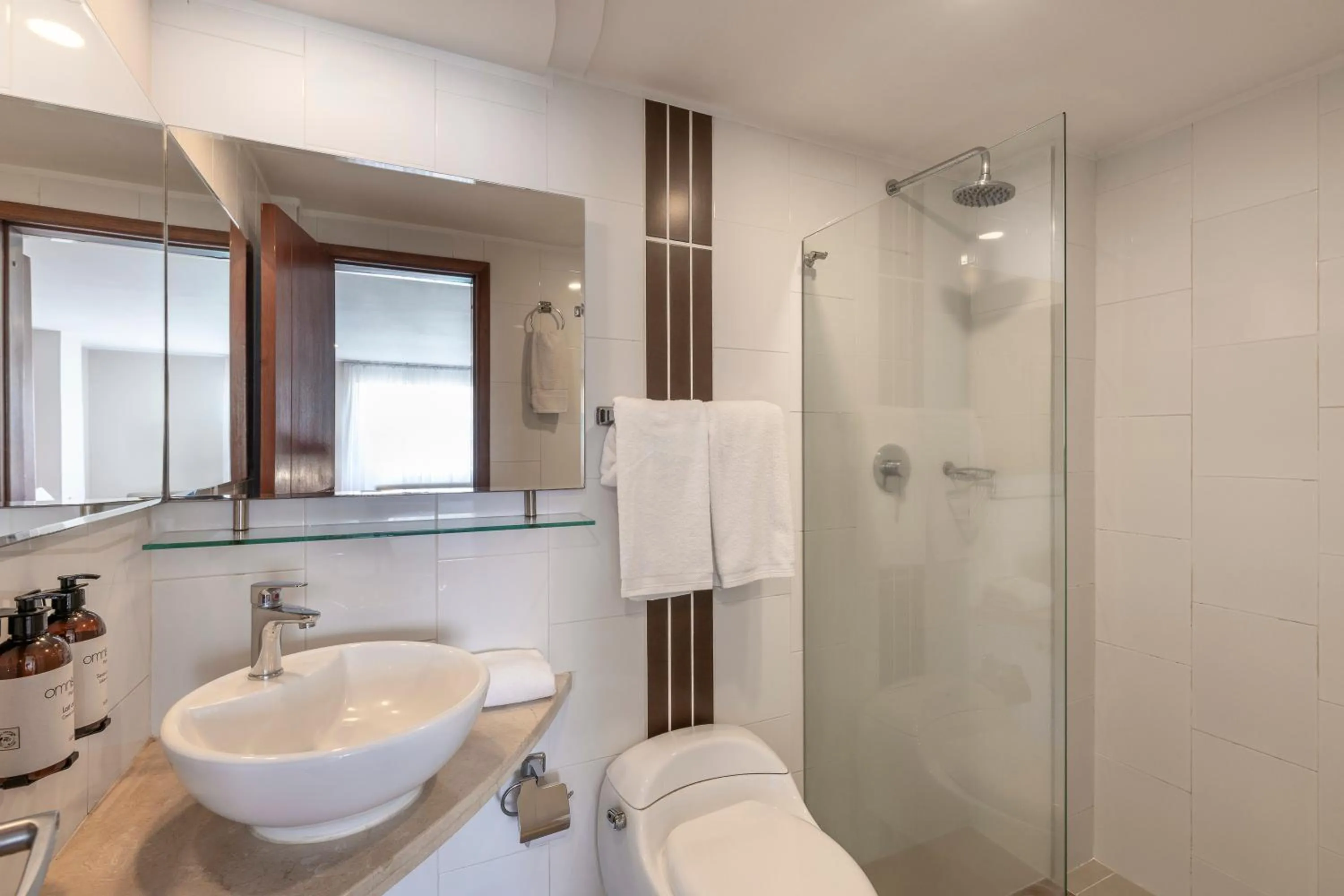 Shower in Hotel MS Chipichape Plus