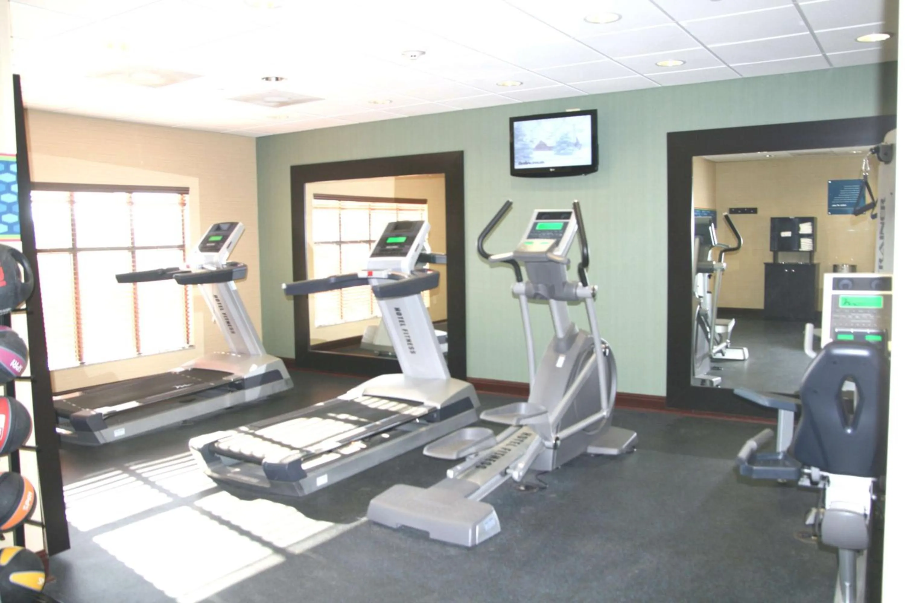 Fitness centre/facilities in Hampton Inn Yazoo City