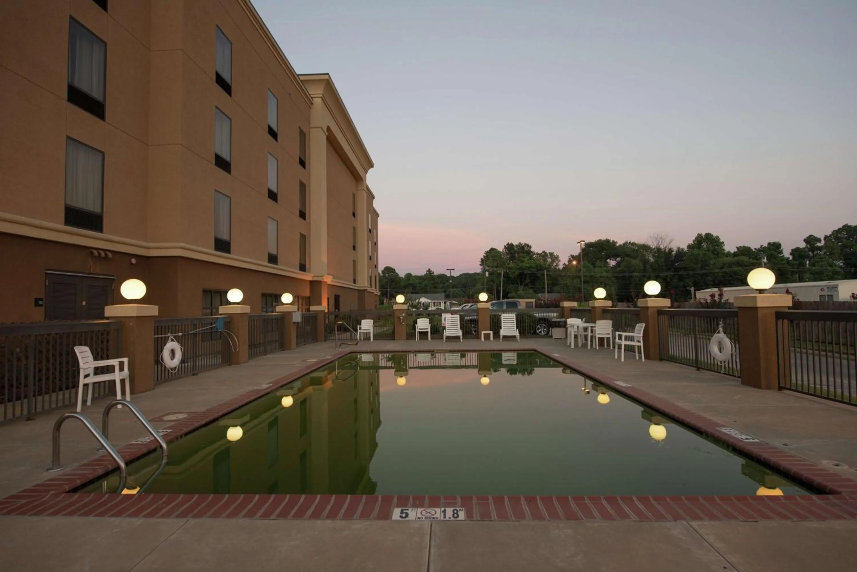 Pool view in Hampton Inn Yazoo City