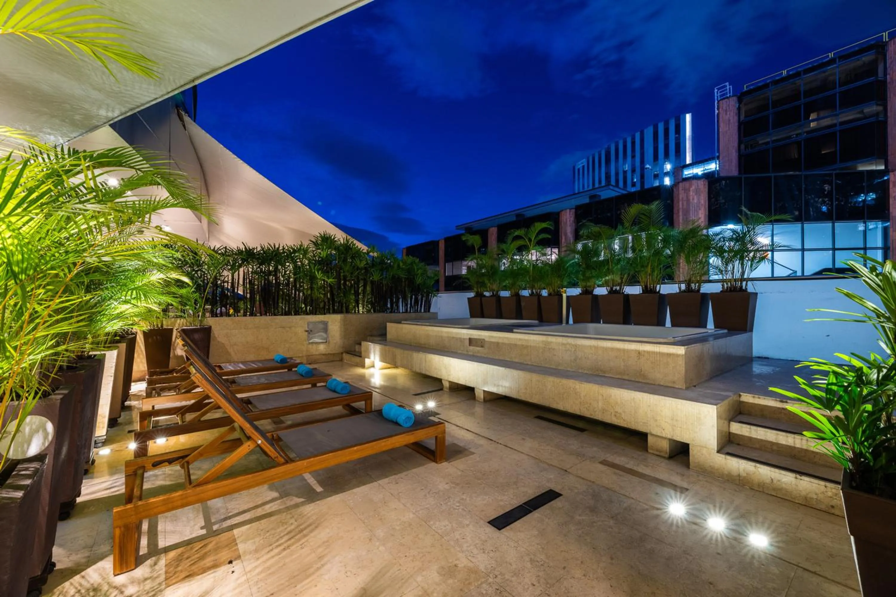 Spa and wellness centre/facilities in Hotel Estelar Milla De Oro