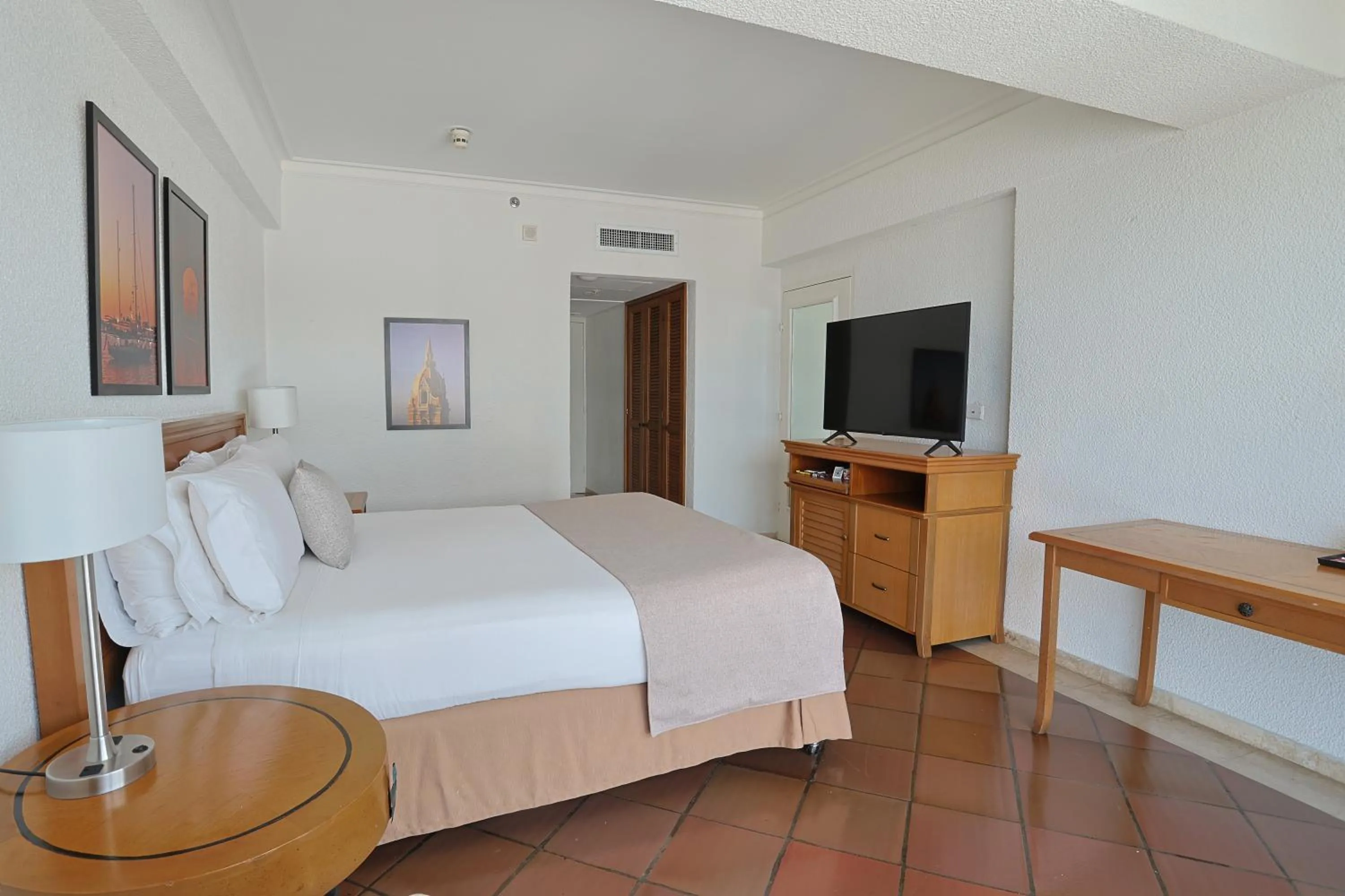 Bed in Hotel Almirante Cartagena Colombia