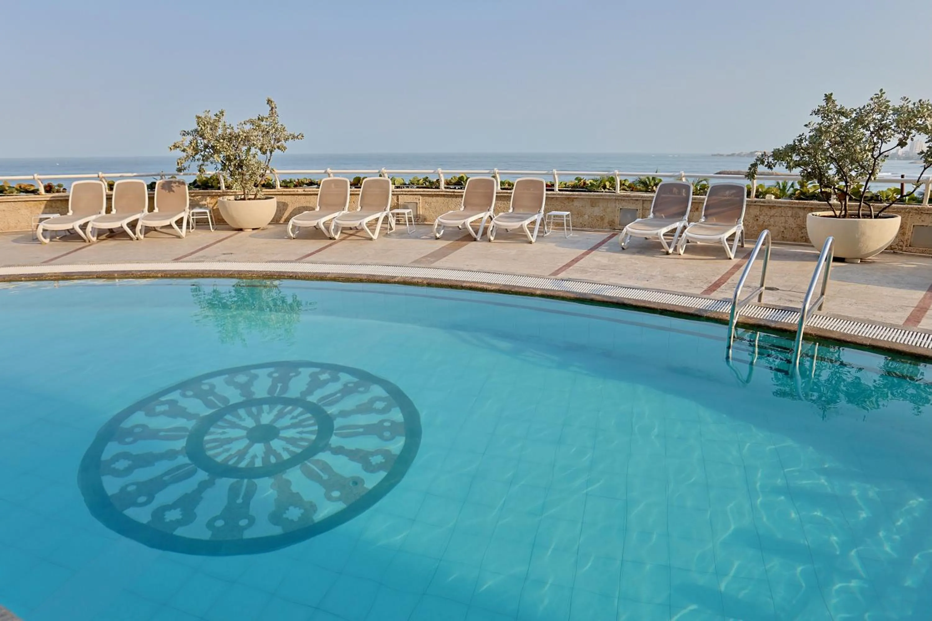 Swimming pool in Hotel Almirante Cartagena Colombia