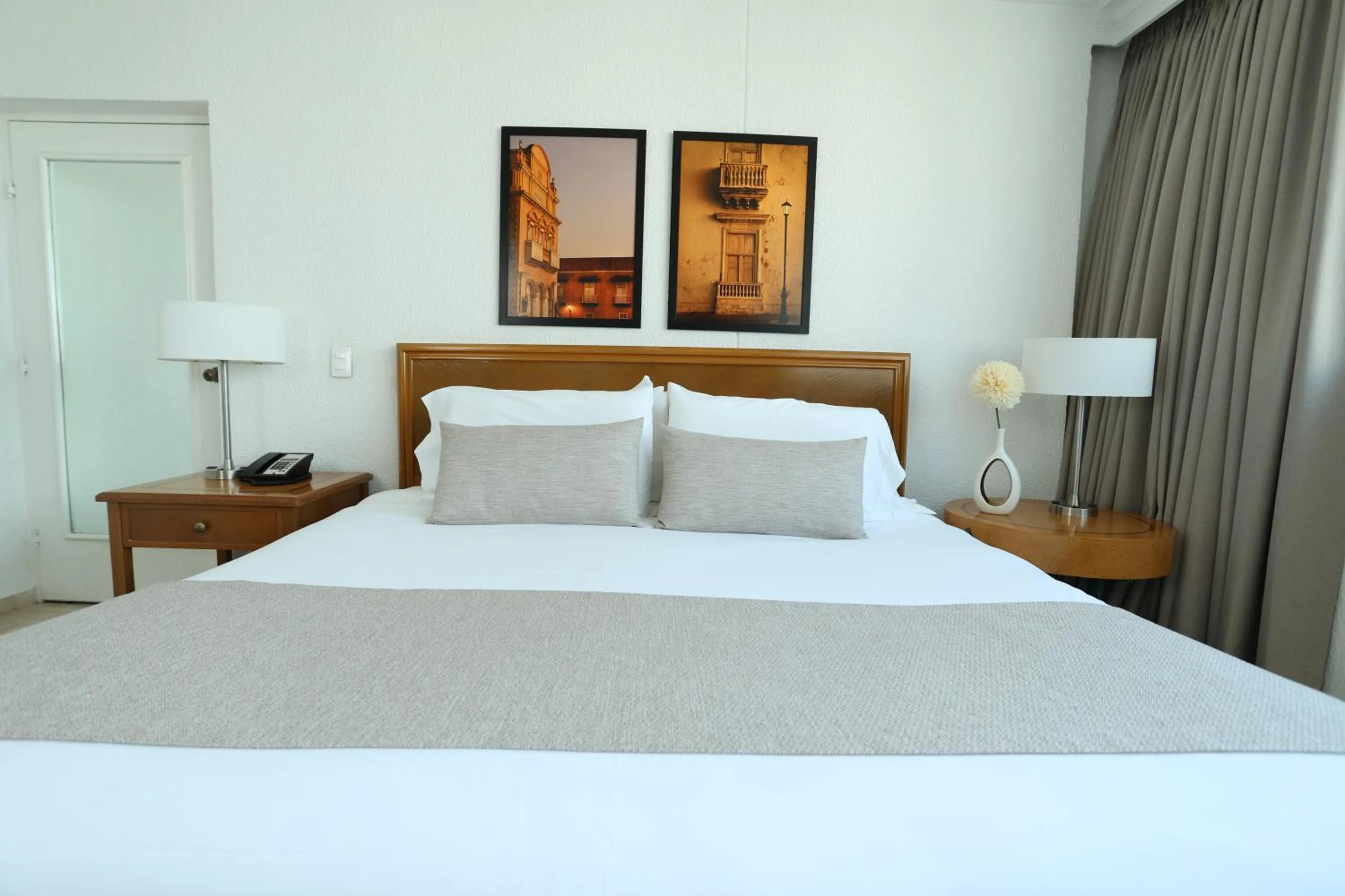 Bed in Hotel Almirante Cartagena Colombia