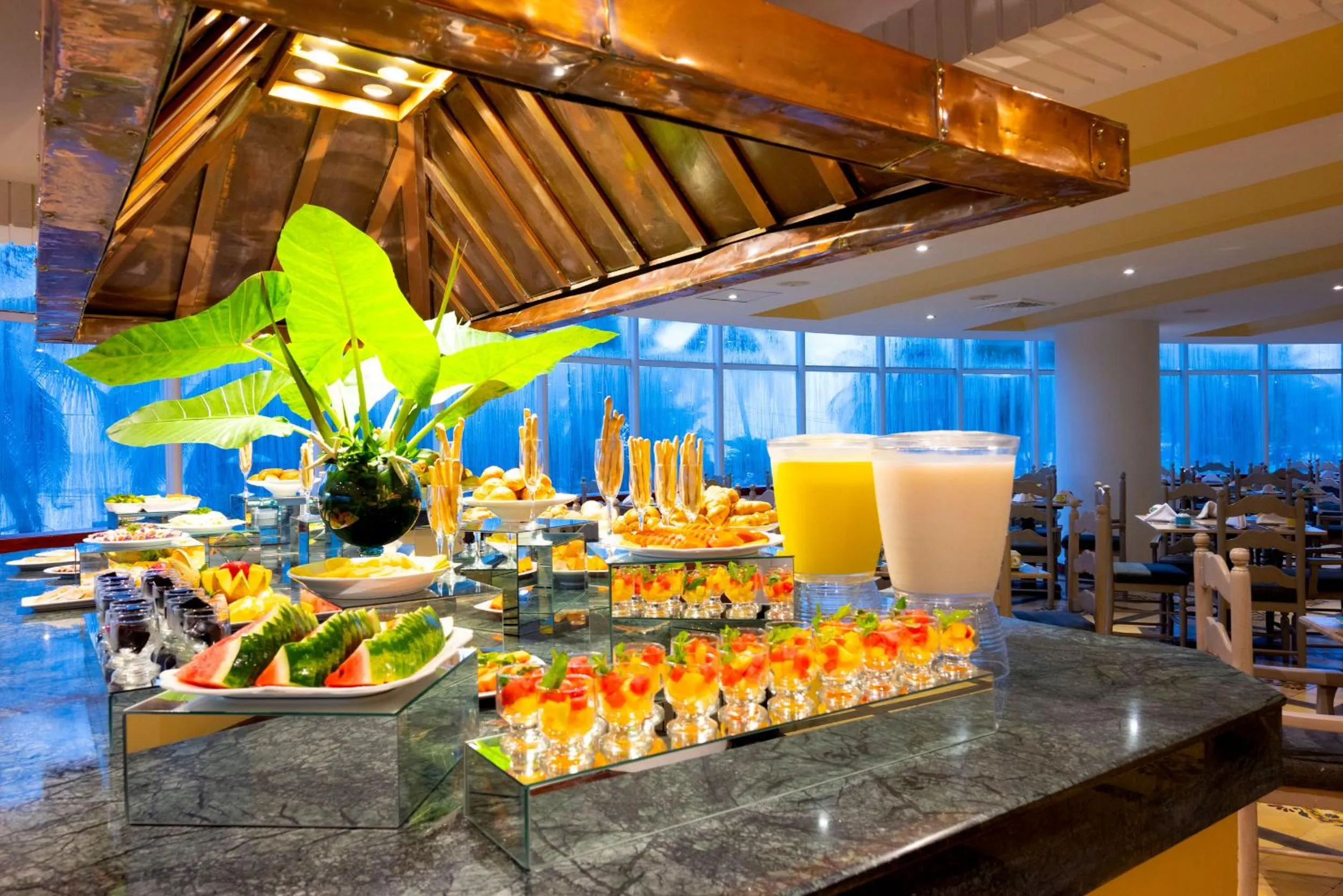 Food and drinks in Hotel Almirante Cartagena Colombia