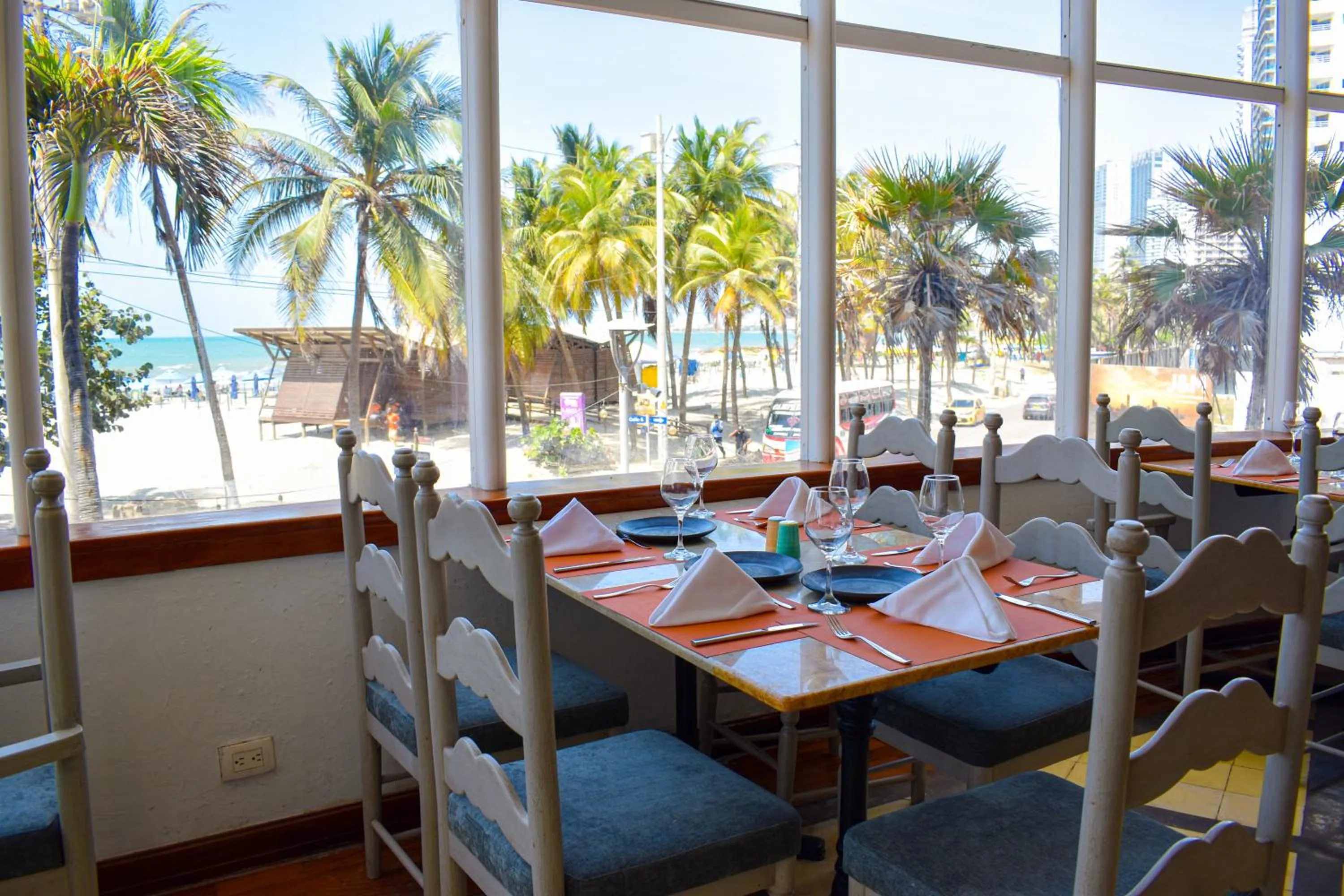 Restaurant/places to eat in Hotel Almirante Cartagena Colombia