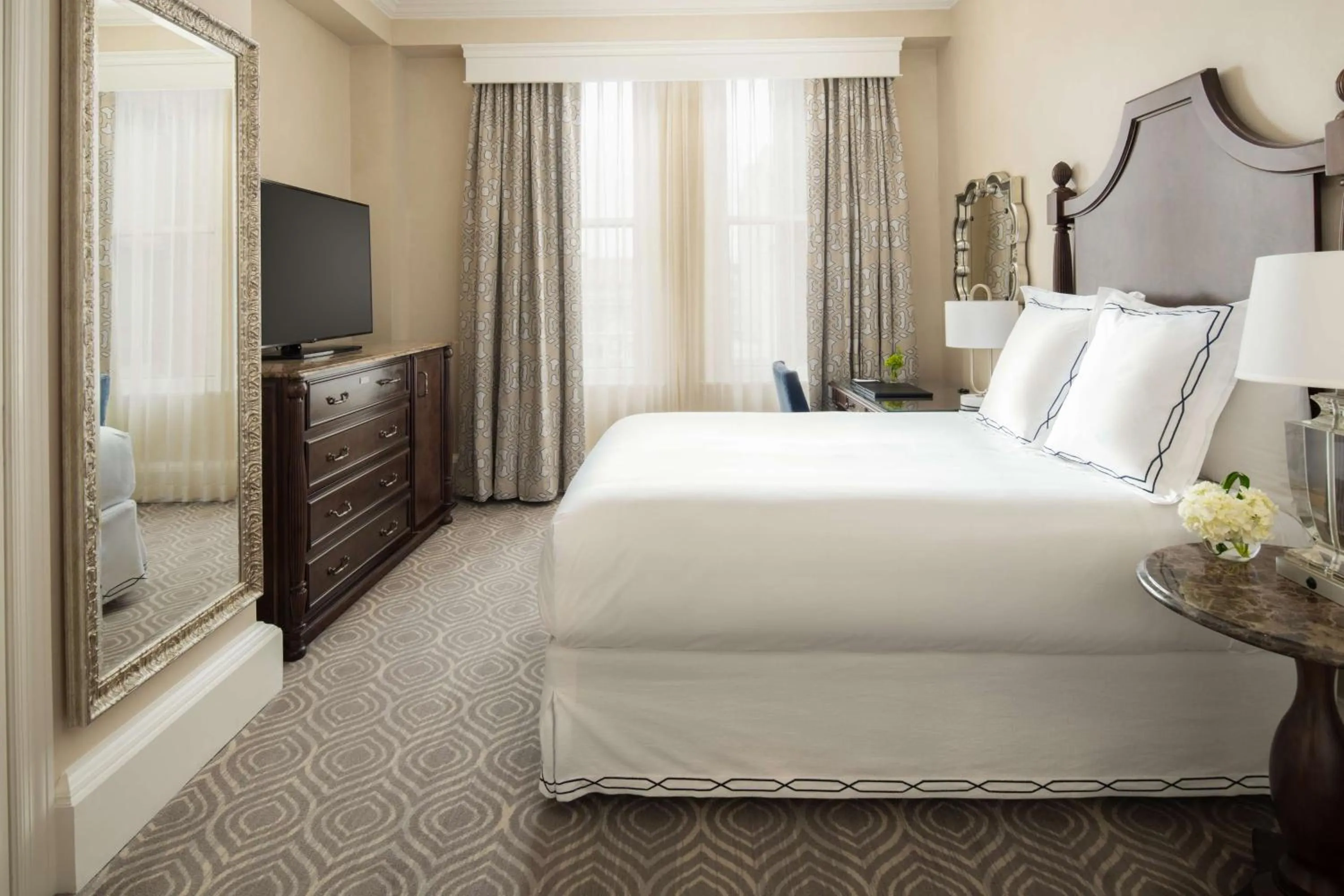 Bed in The Roosevelt Hotel New Orleans - Waldorf Astoria Hotels & Resorts