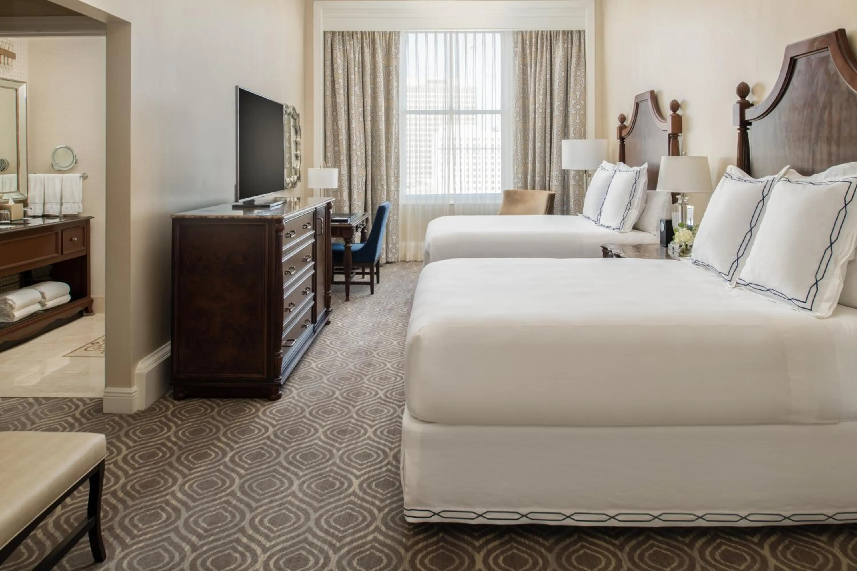 Bed in The Roosevelt Hotel New Orleans - Waldorf Astoria Hotels & Resorts