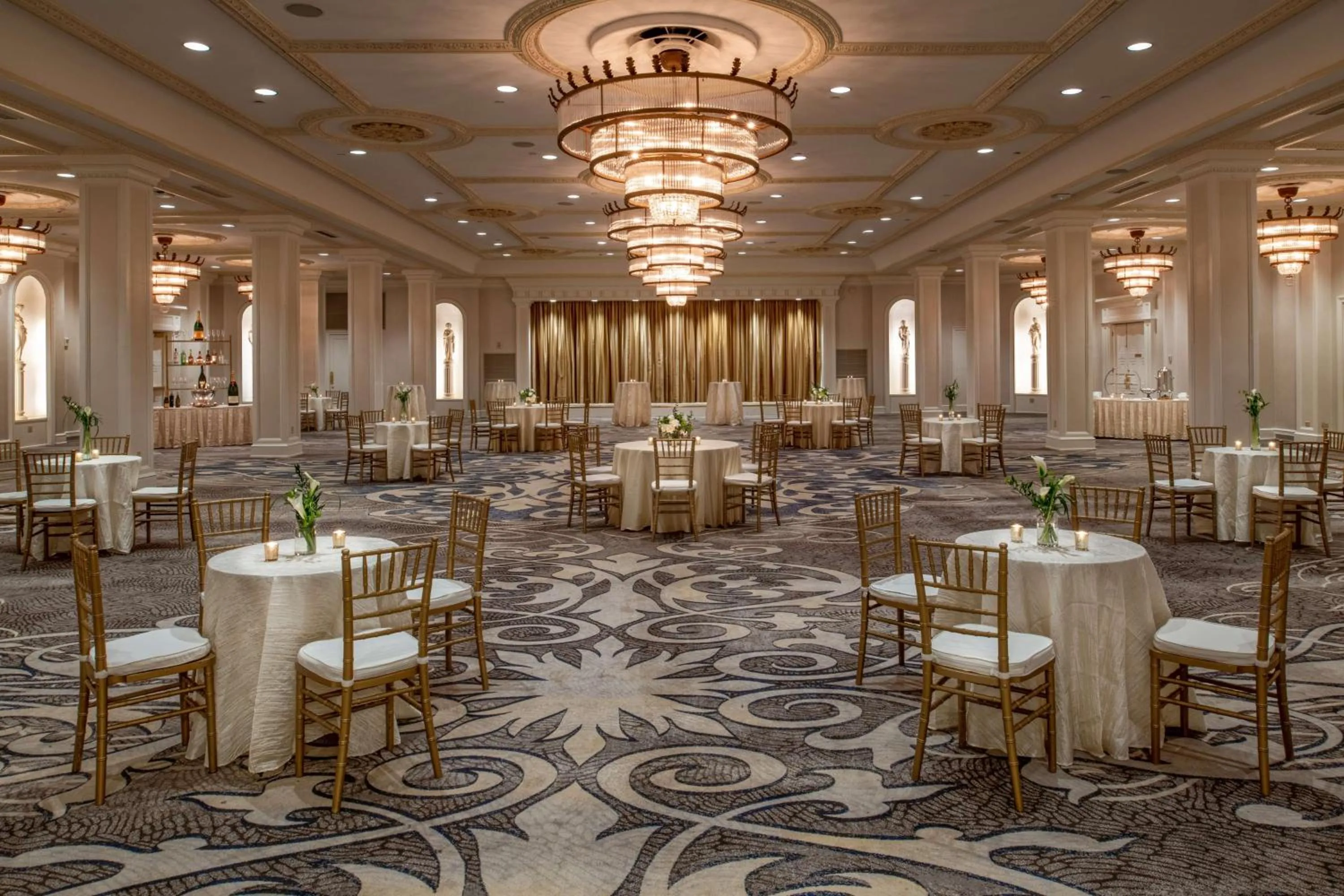 Meeting/conference room in The Roosevelt Hotel New Orleans - Waldorf Astoria Hotels & Resorts