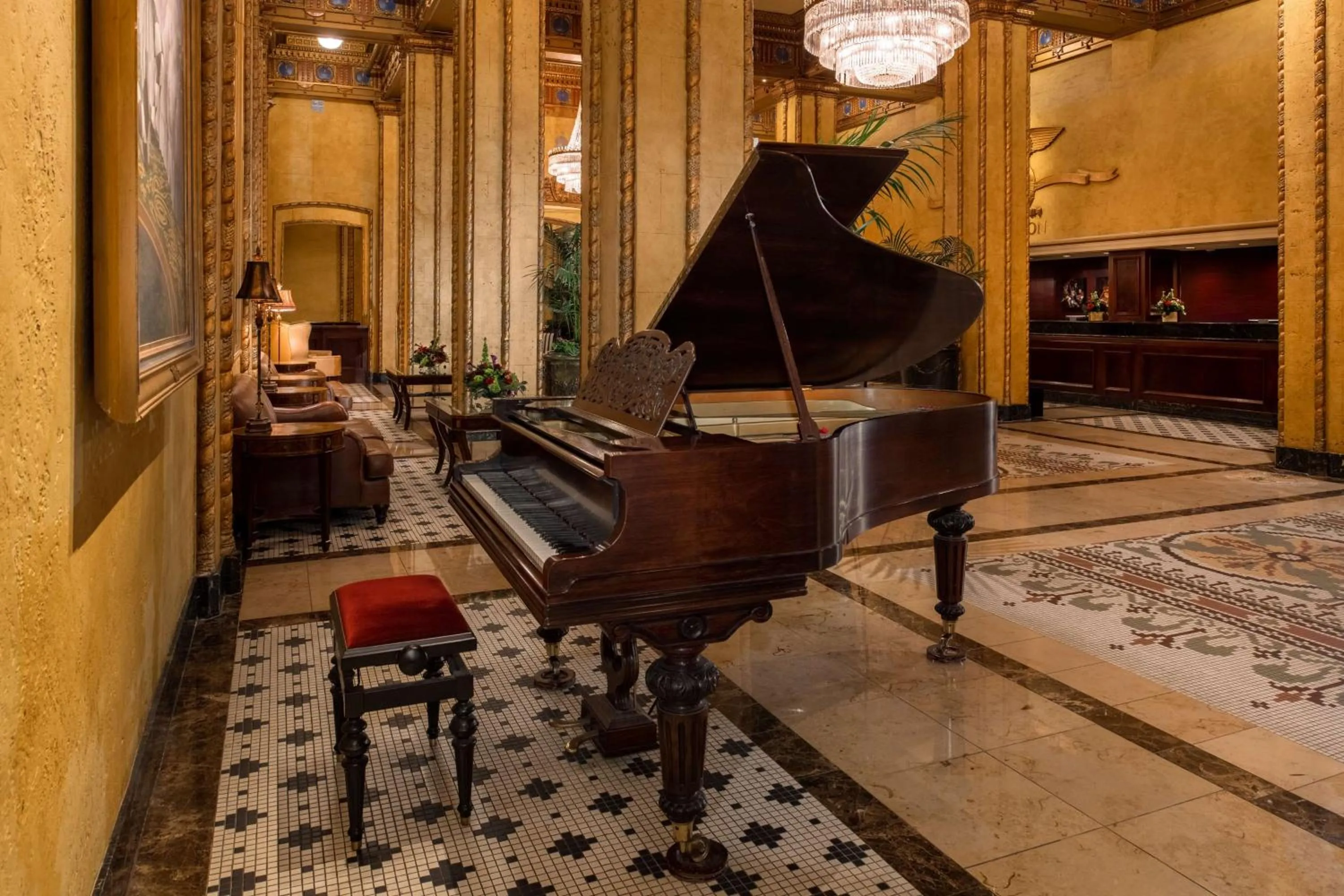 Lobby or reception in The Roosevelt Hotel New Orleans - Waldorf Astoria Hotels & Resorts