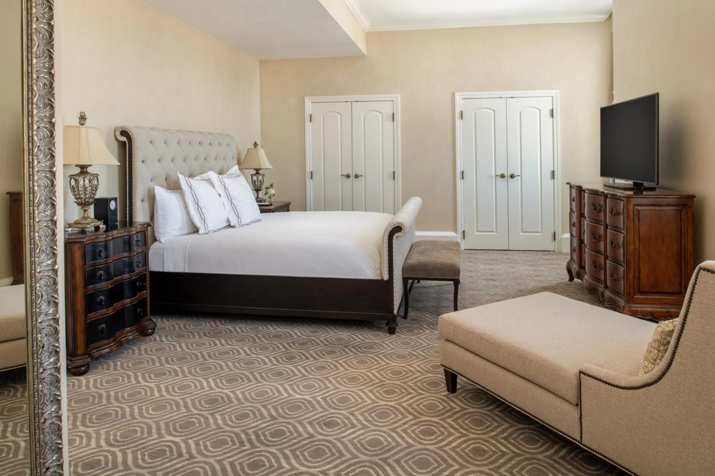 Bed in The Roosevelt Hotel New Orleans - Waldorf Astoria Hotels & Resorts