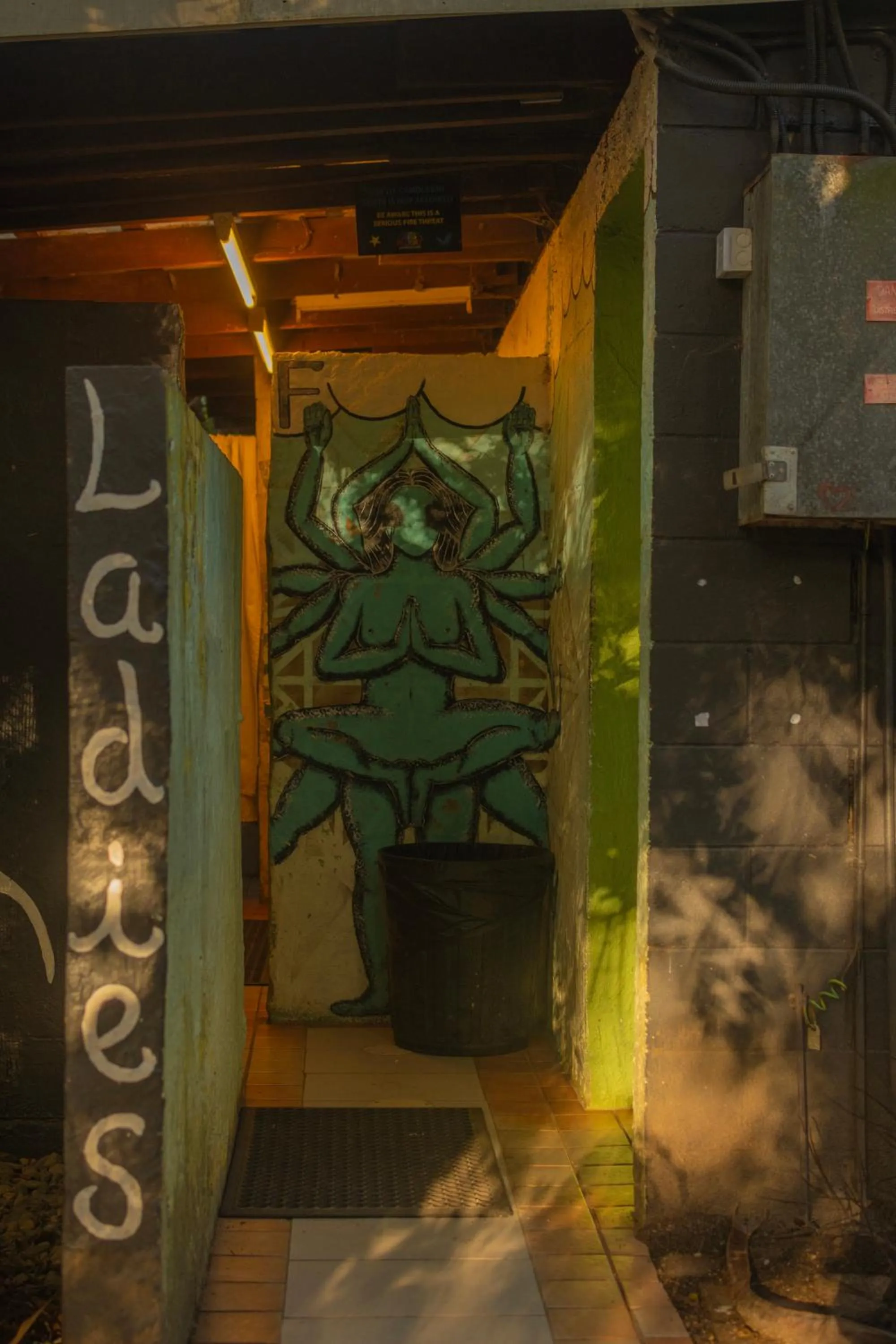 Bathroom in Arts Factory by Nomads