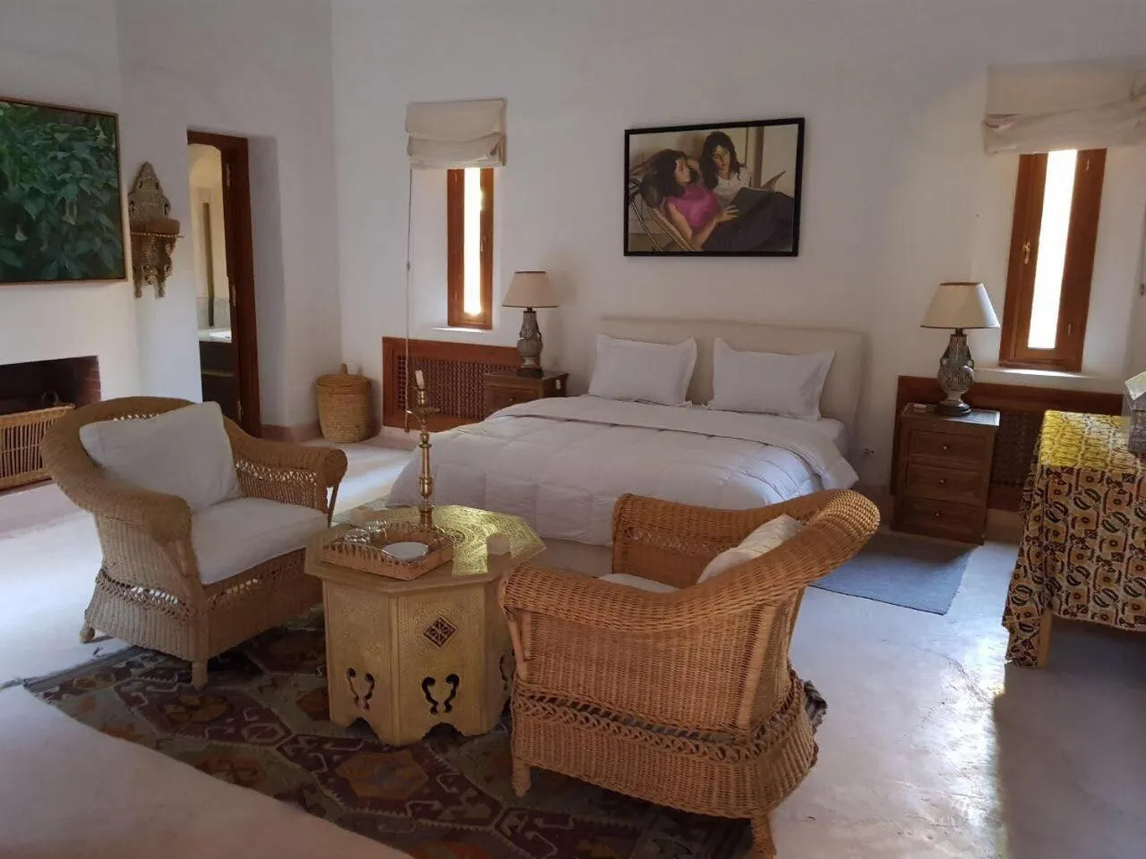 Photo of the whole room, Bed in Palais Claudio Bravo