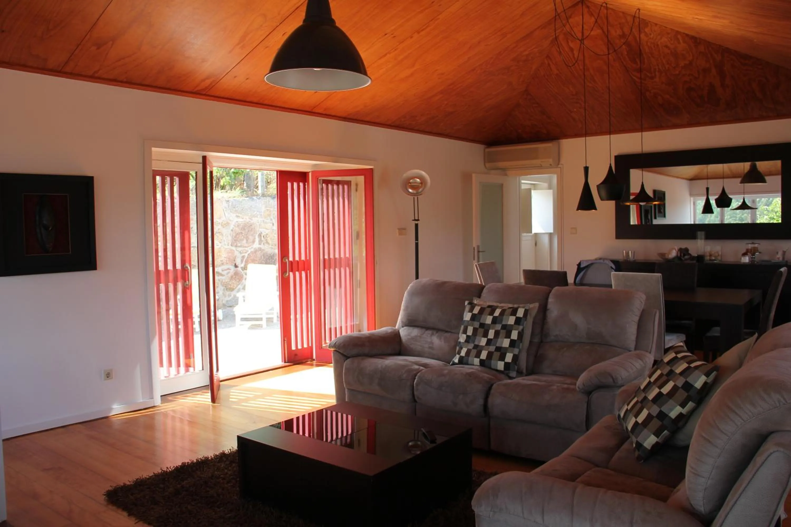 Communal lounge/ TV room in Casa da Bichaca