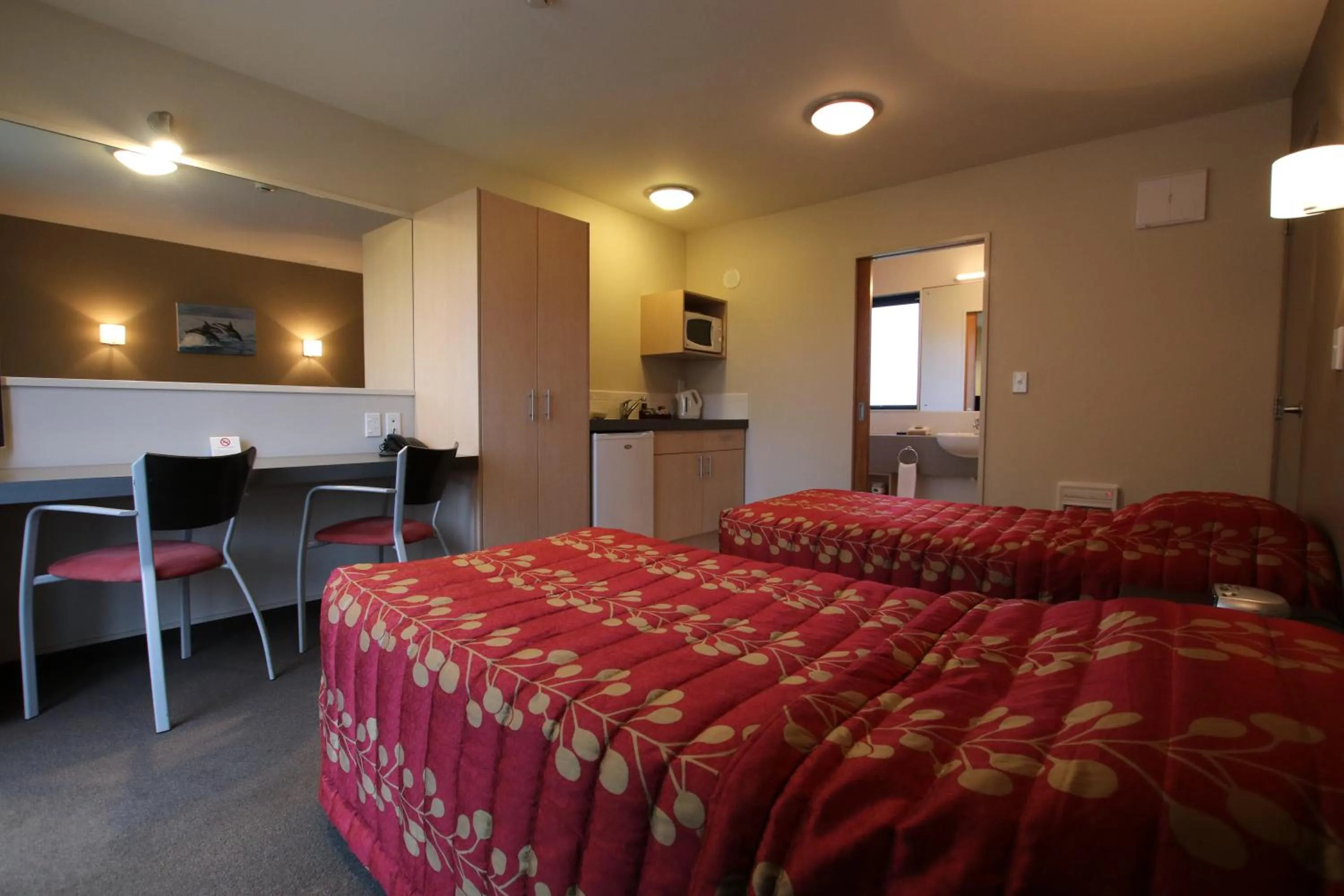 Photo of the whole room, Bed in Bella Vista Motel Kaikoura