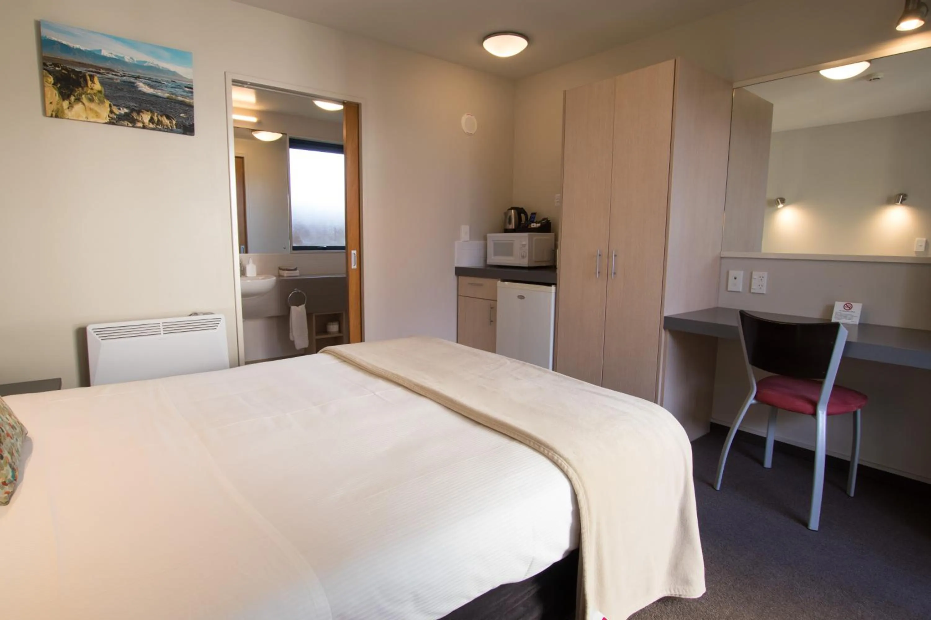 Bed in Bella Vista Motel Kaikoura