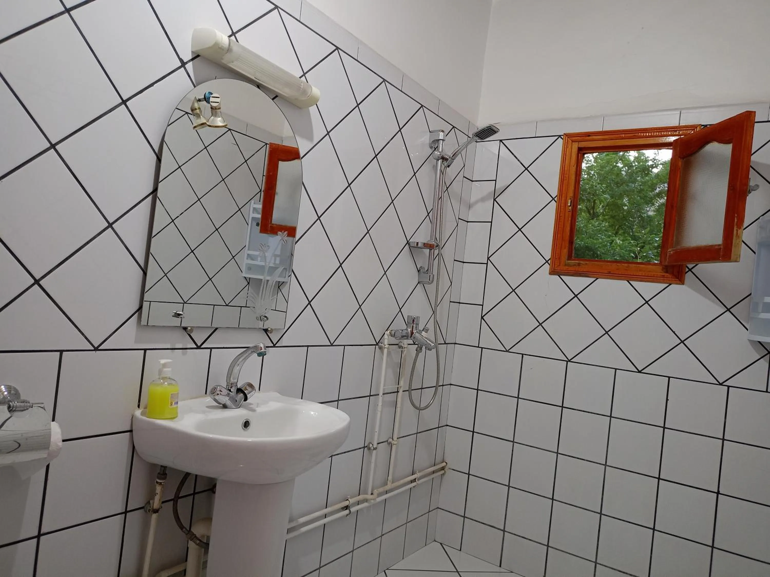 Bathroom in Berbère de la Montagne HoteL