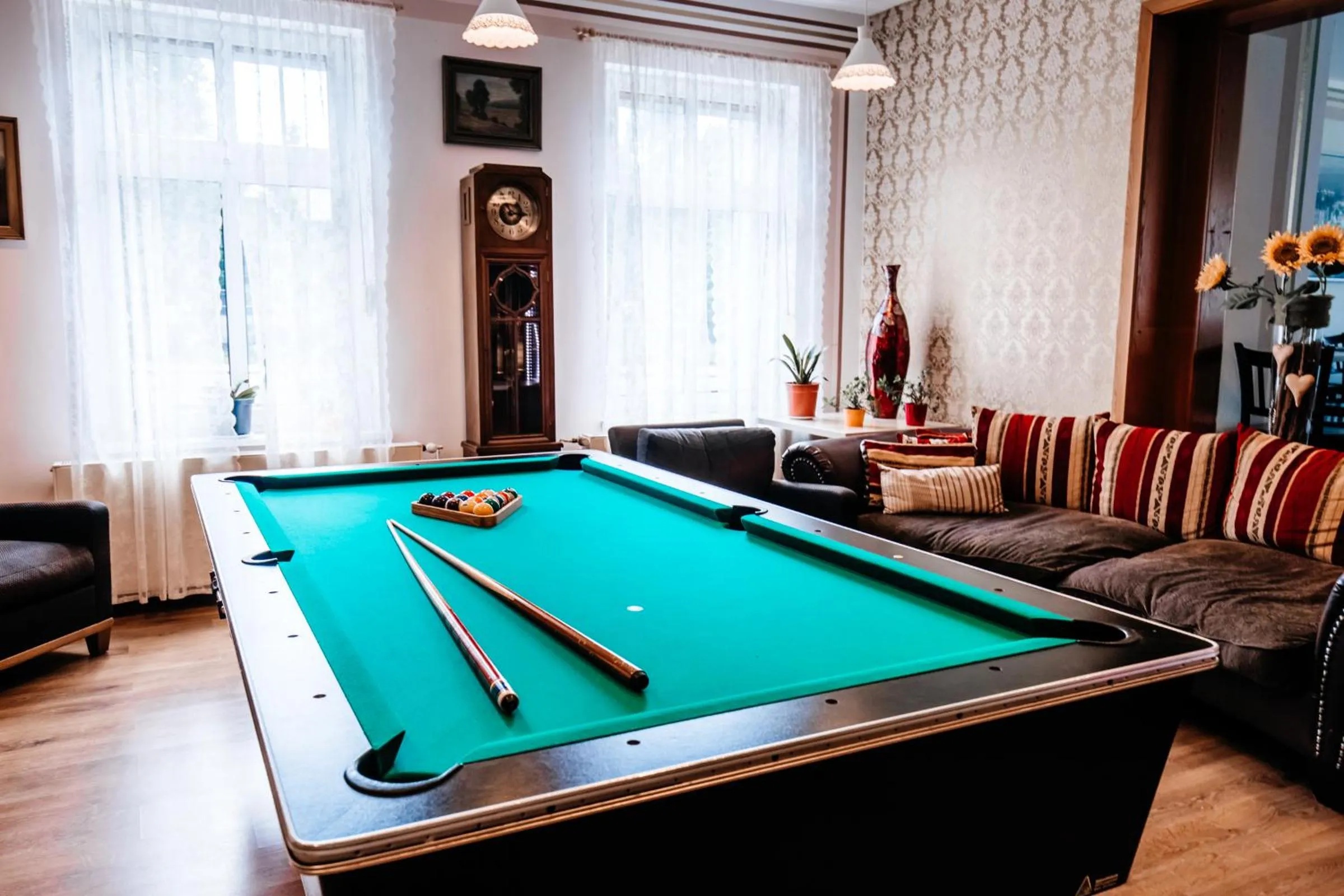 Game Room in Hotel am Fluss