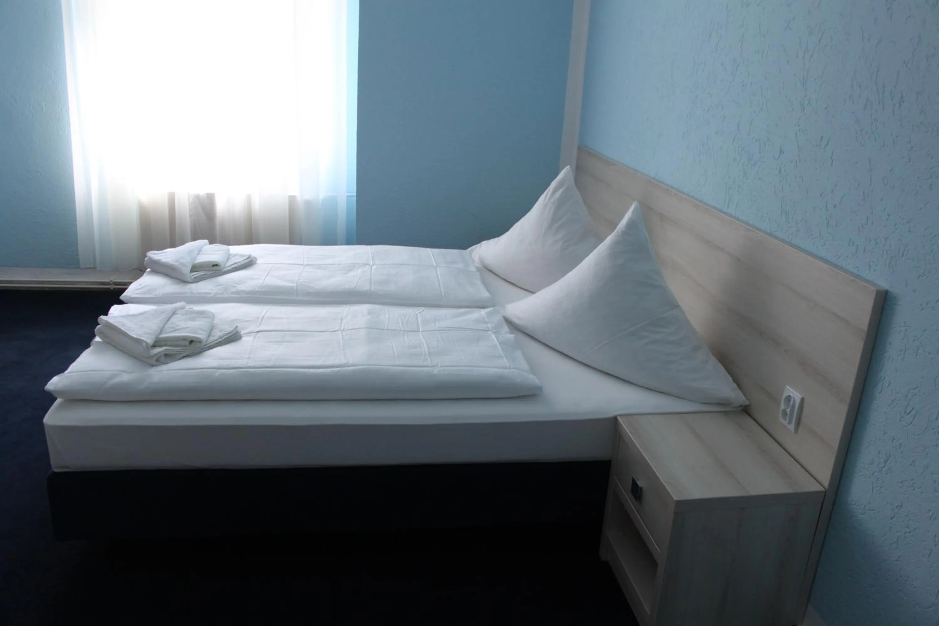 Bed in Hotel am Fluss