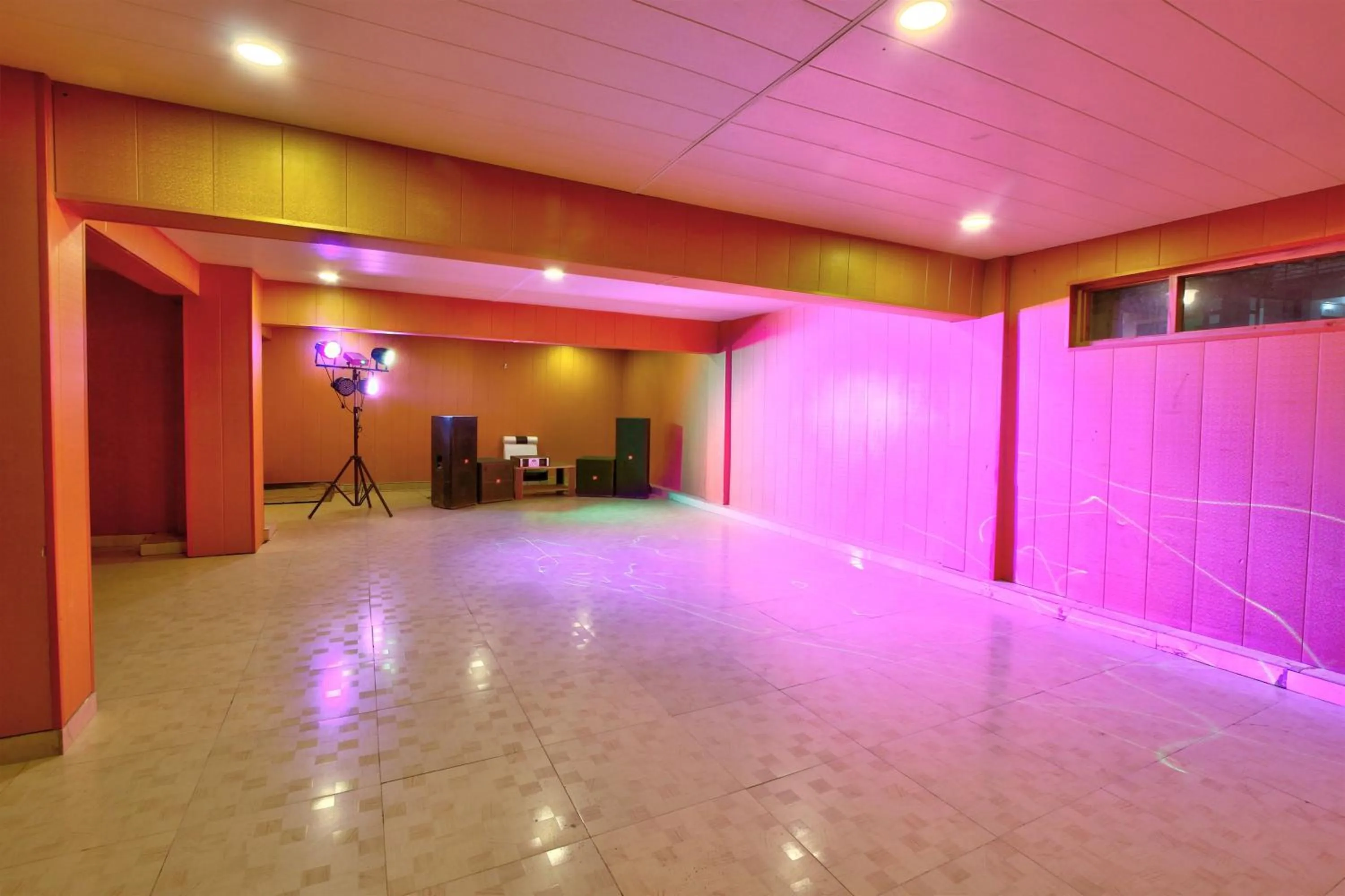 Activities in Hill County Resort & Spa