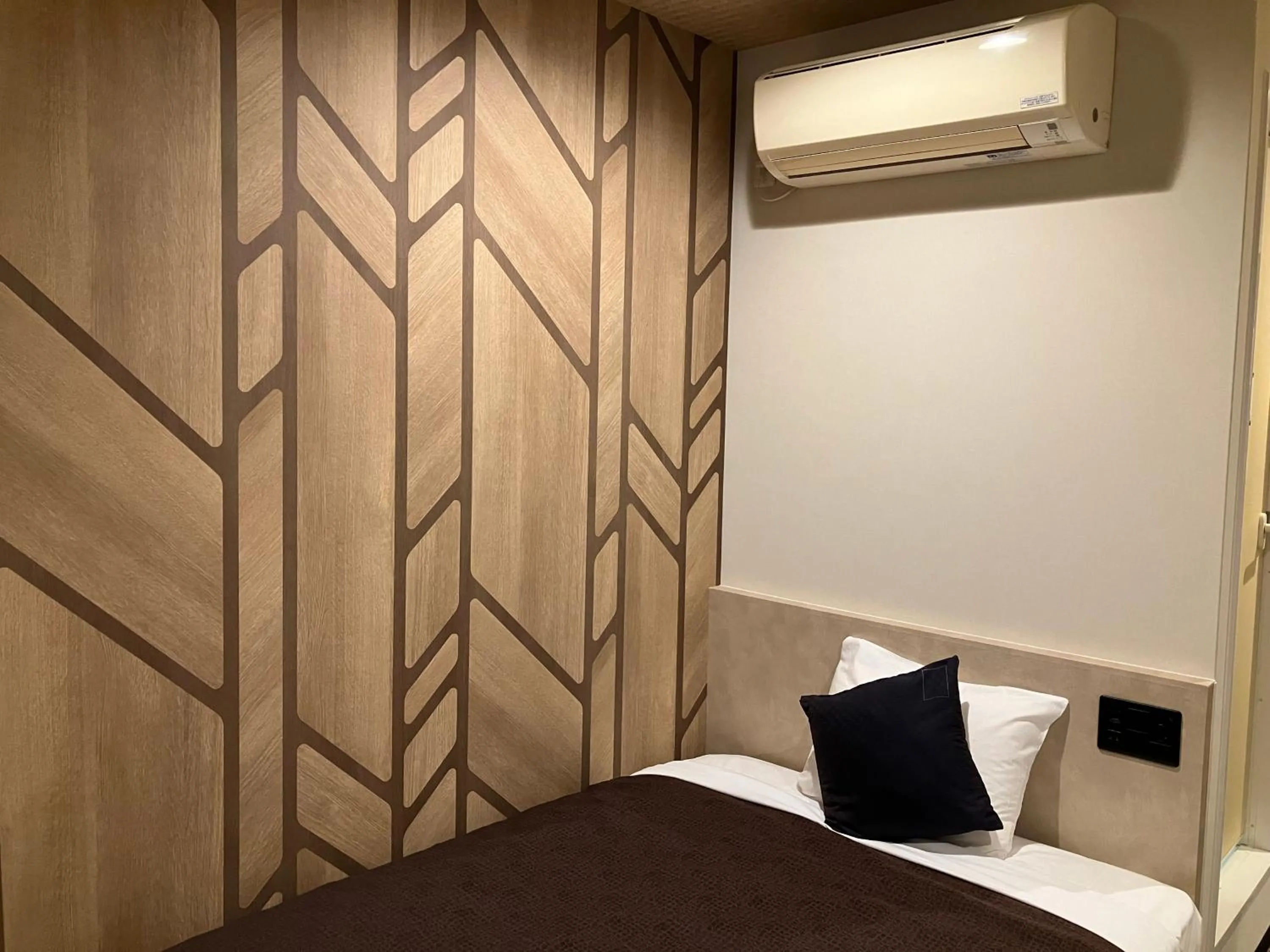 Bed in HOTEL LiVEMAX BUDGET Amagasaki