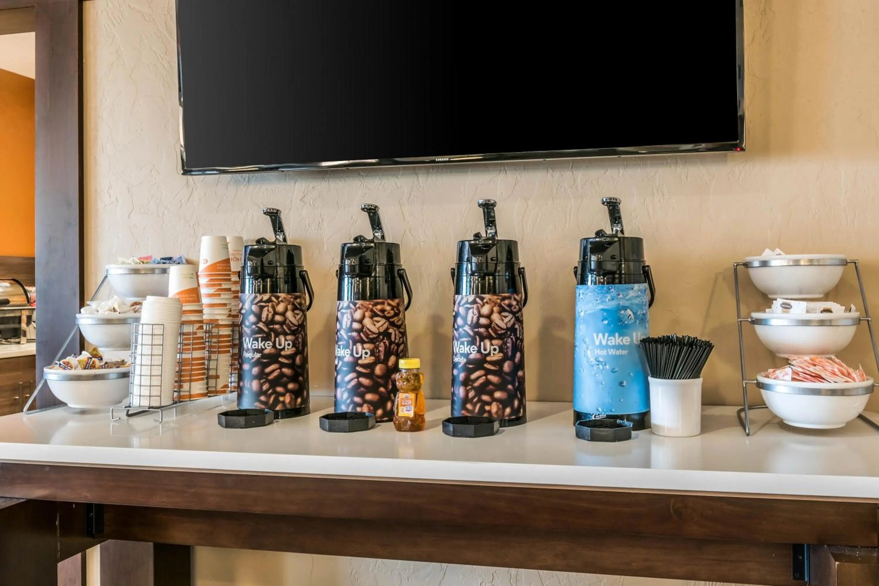 Breakfast in Comfort Suites Florence - Cincinnati South